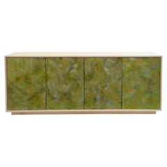 Buffet moderne à quatre portes, style « Platform », couleur vert fresque vénitienne et or