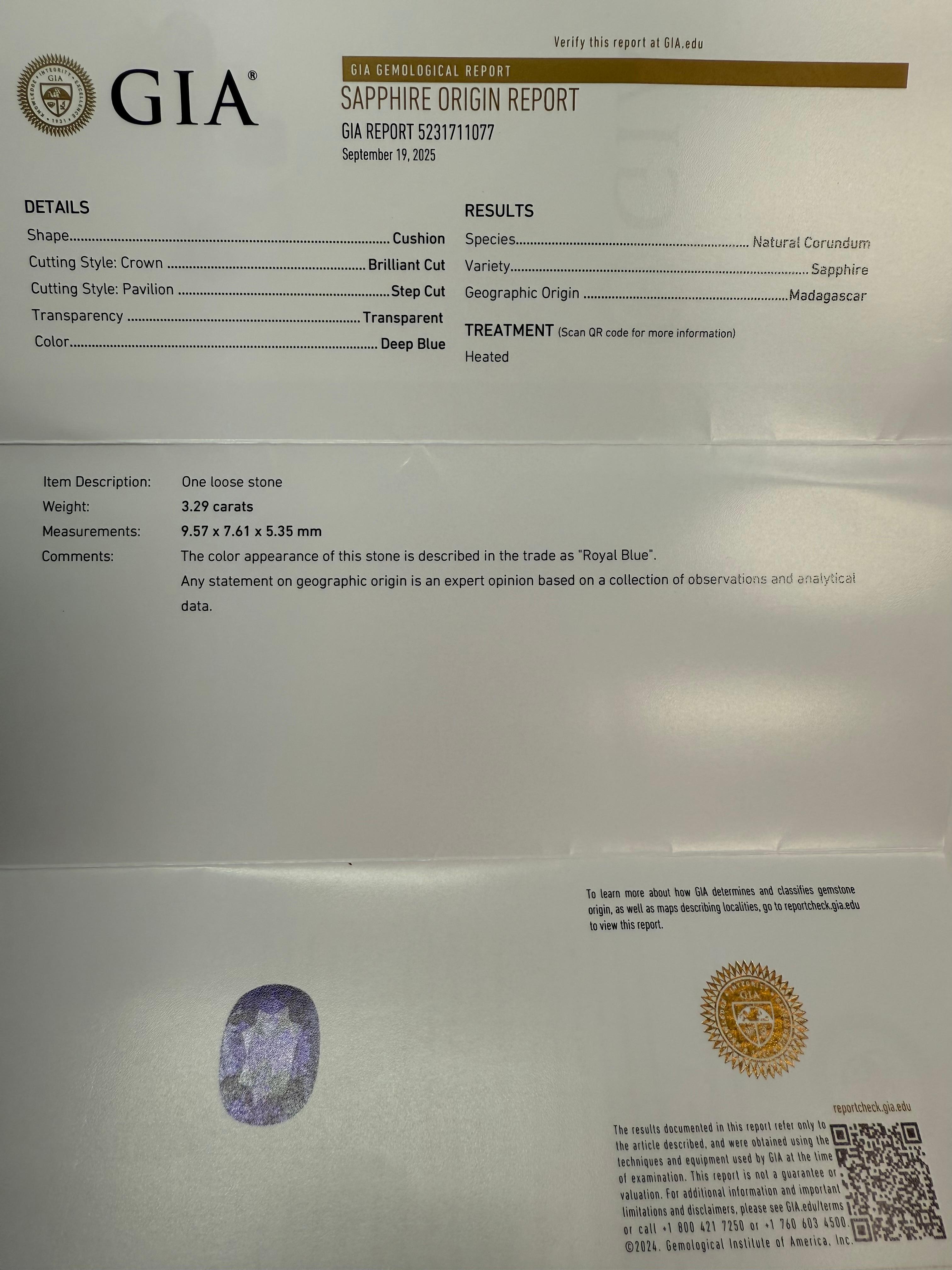 Bague de fiançailles moderne en platine 3,46 carats saphir bleu royal naturel et diamant en vente 2