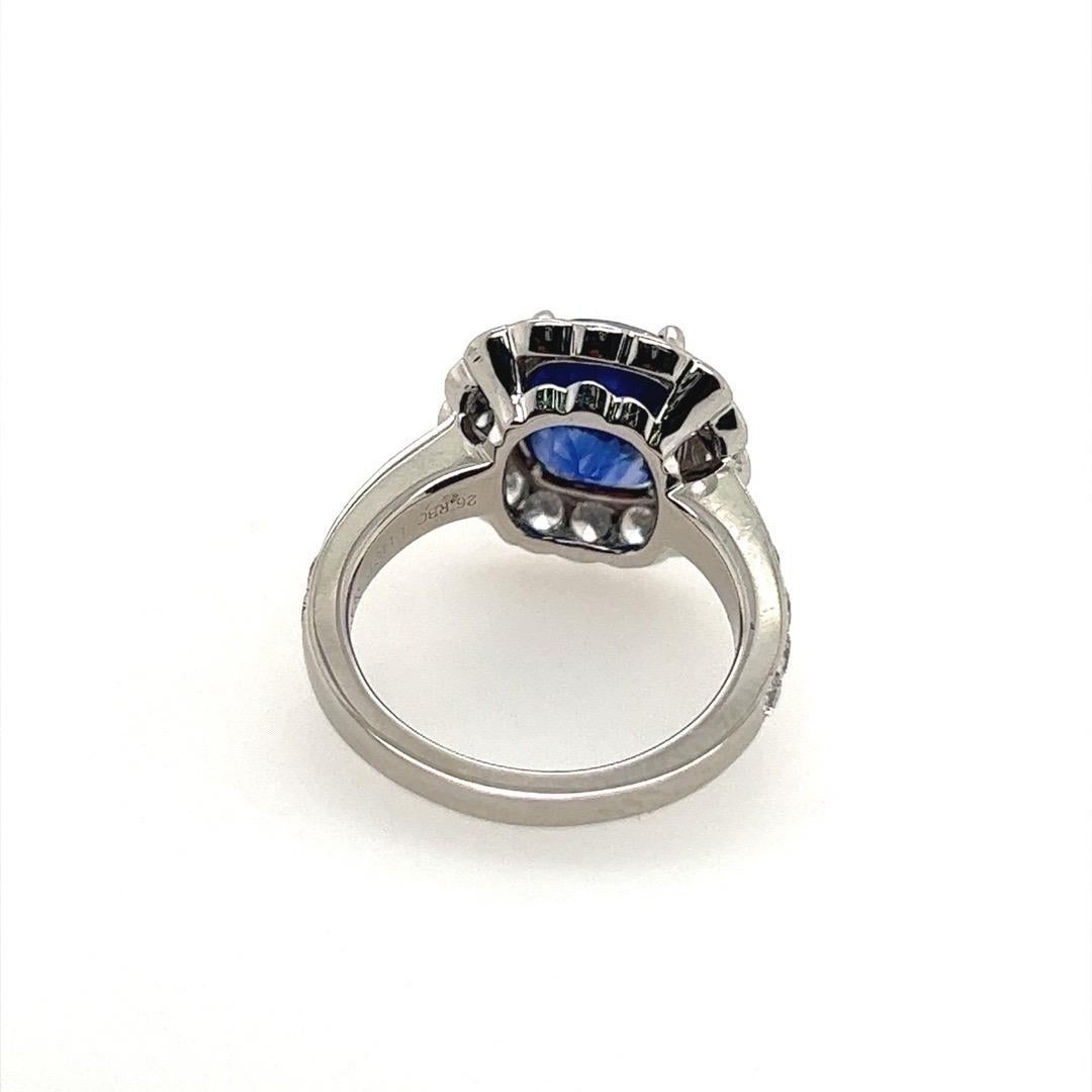Women's Modern Platinum 4.29 Carat Natural Royal Blue Sapphire & Diamond Engagement Ring For Sale