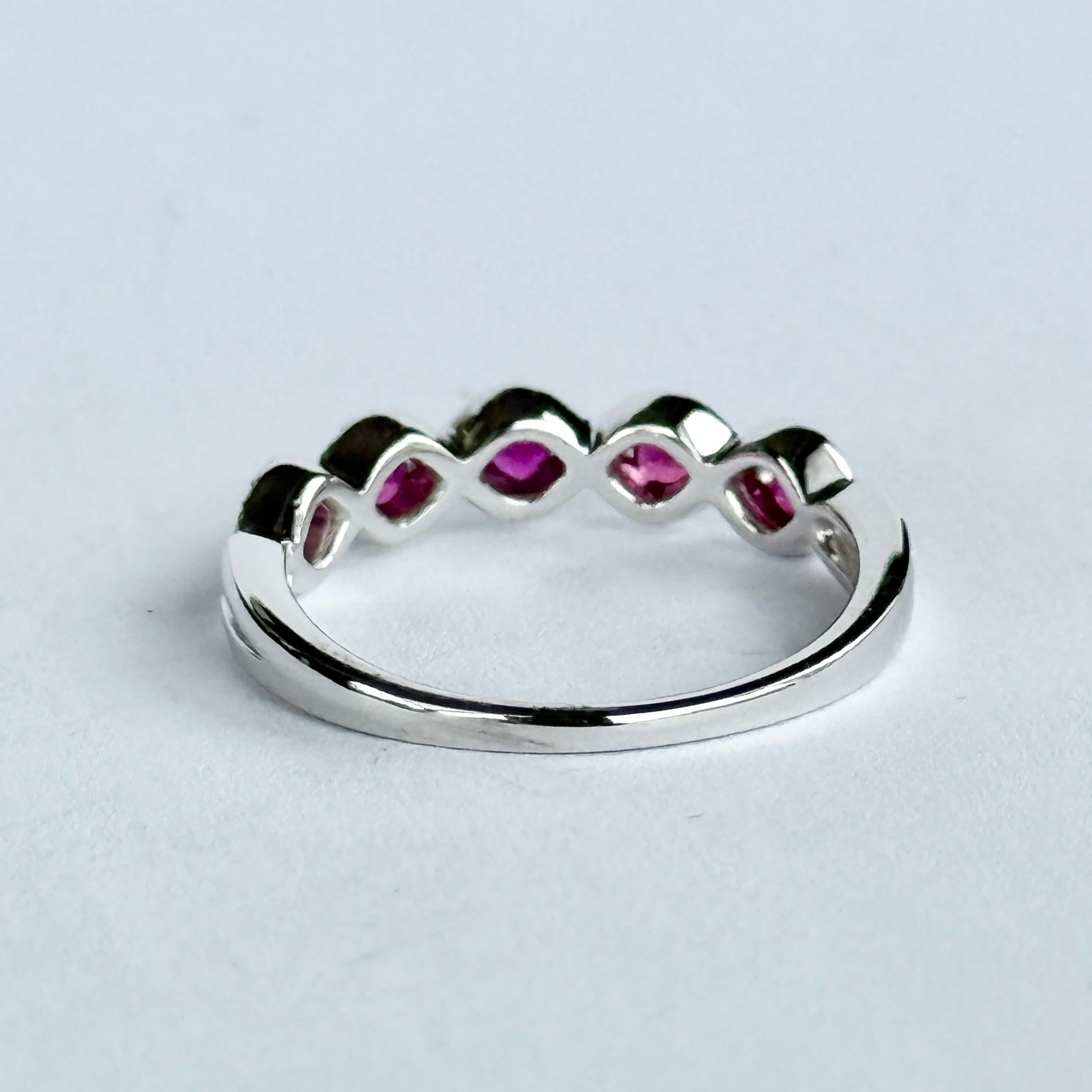 Modern Platinum Ruby and Diamond Five-Stone Ring In Good Condition For Sale In Chipping Campden, GB