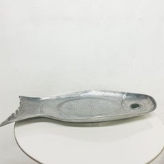 Modern Platter Arthur Court Fish Tray 1975 Aluminum and Green Stone Fisheye