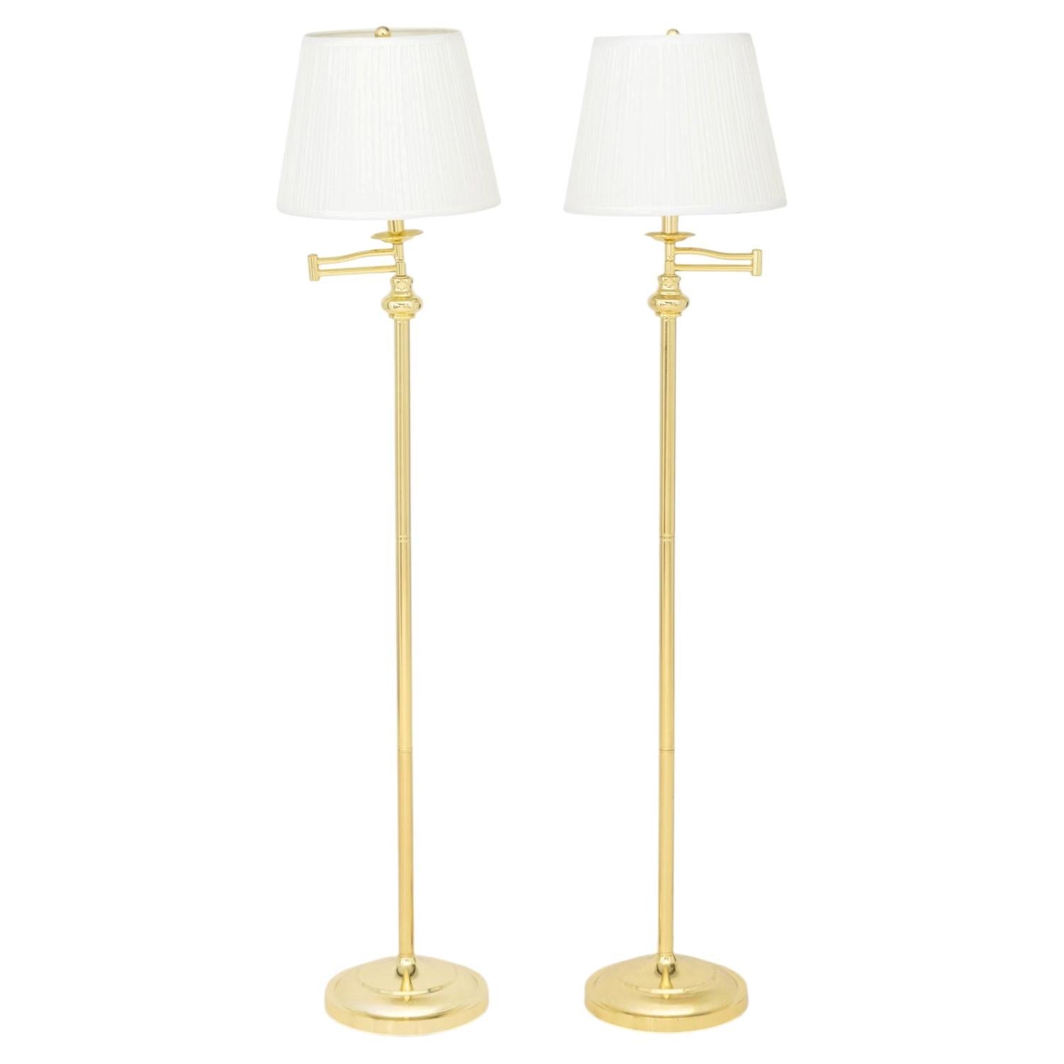 Moderne, verstellbare Stehlampen aus poliertem Messing, Paar