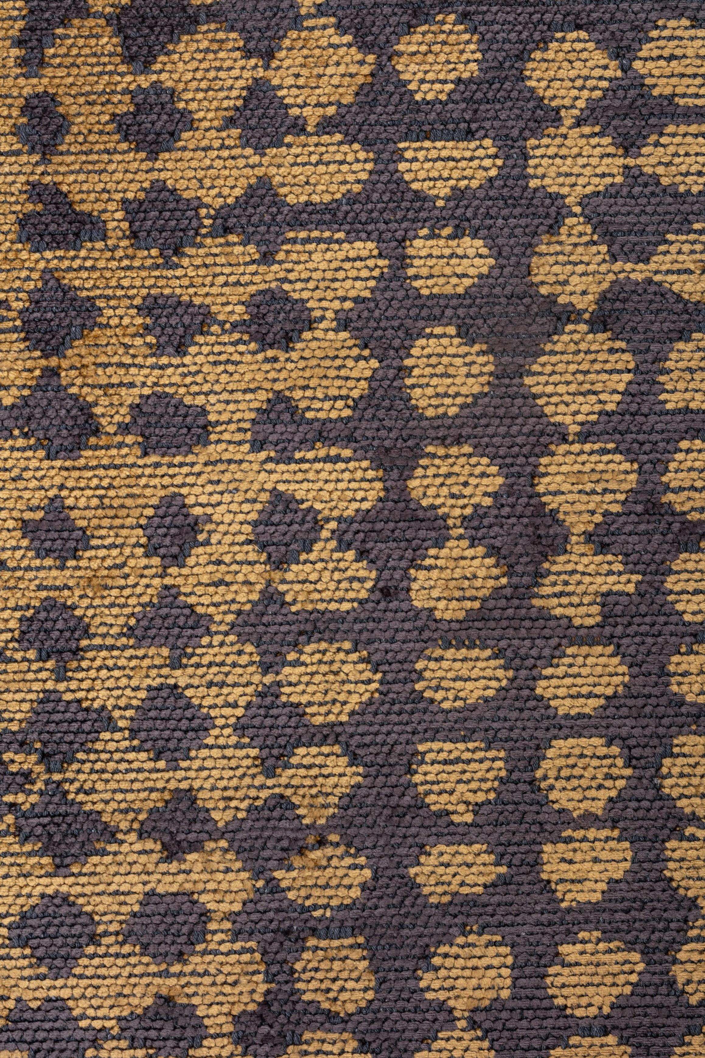 For Sale:  (Gold) Modern Polka Dots Luxury Hand-Finished Area Rug 5
