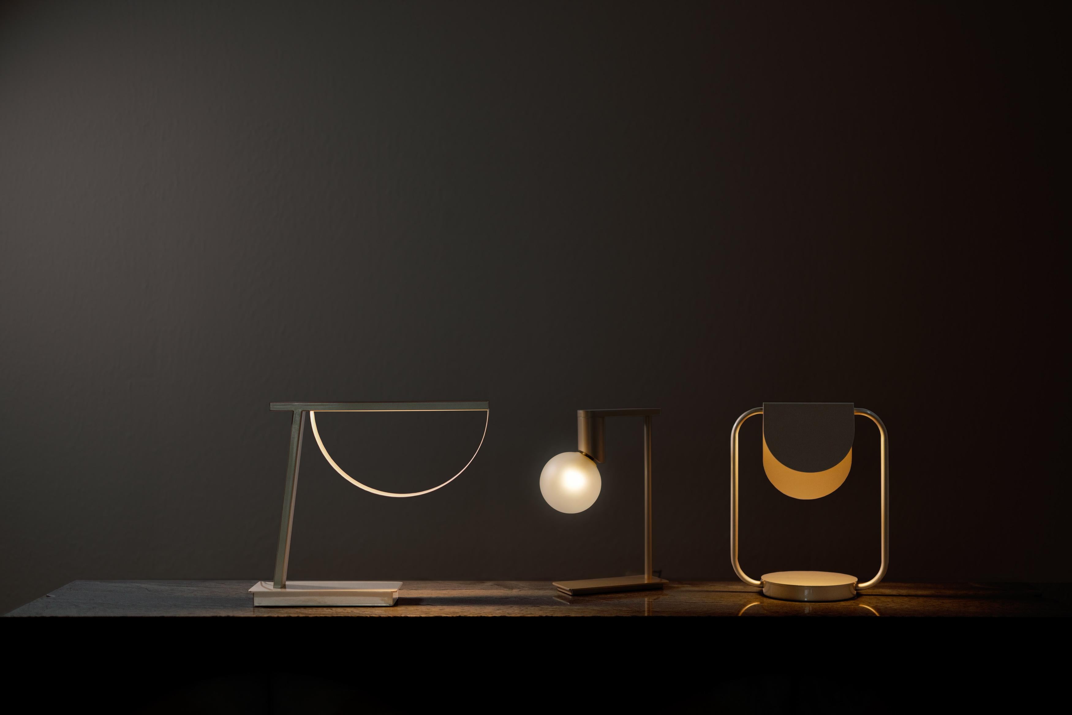 Lampe de bureau moderne Lima Cordless, noire, fabriquée à la main au Portugal par Greenapple Neuf - En vente à Lisboa, PT