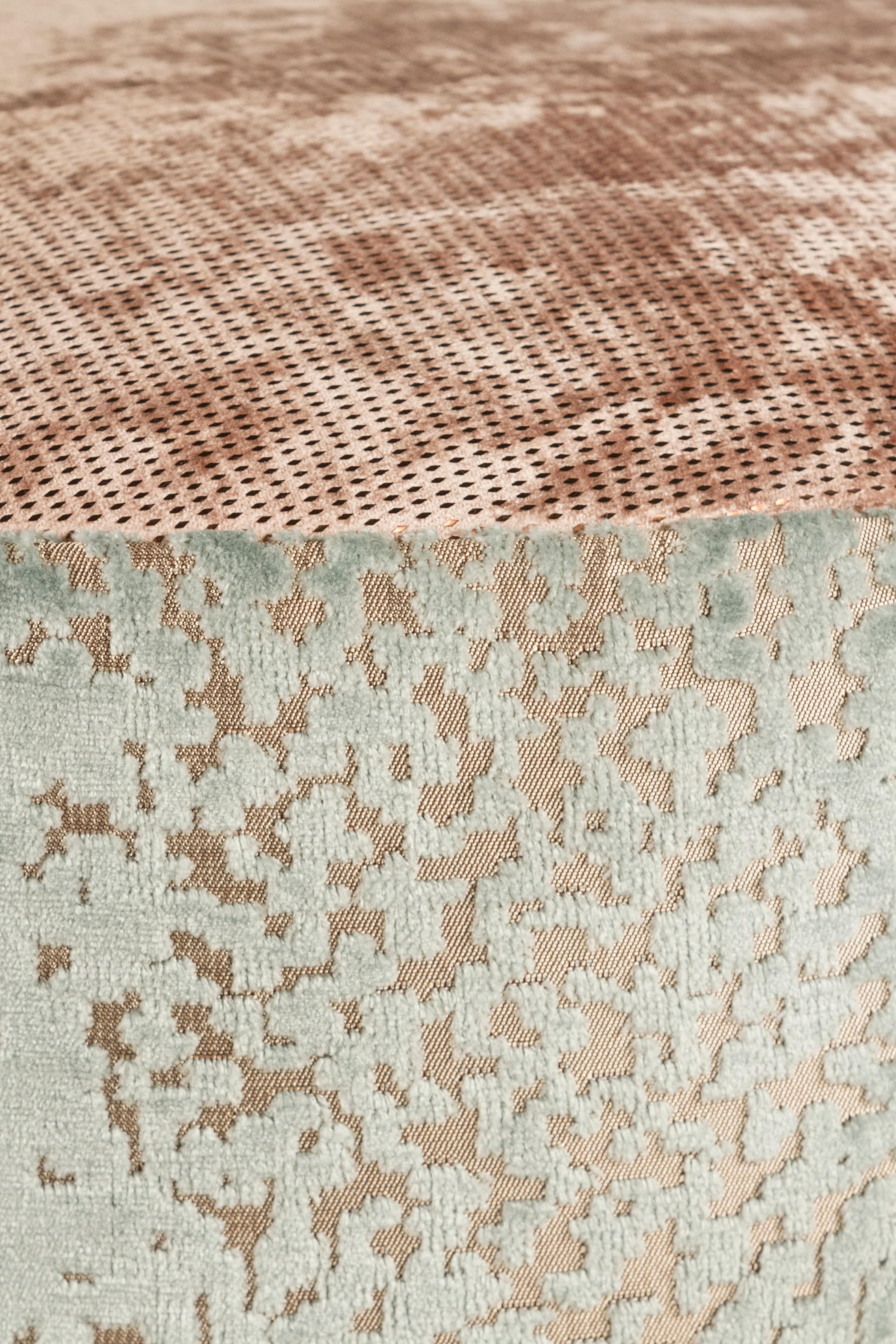 Pouf Porthos en bronze vert menthe, fabriqué à la main au Portugal par Greenapple Neuf - En vente à Lisboa, PT