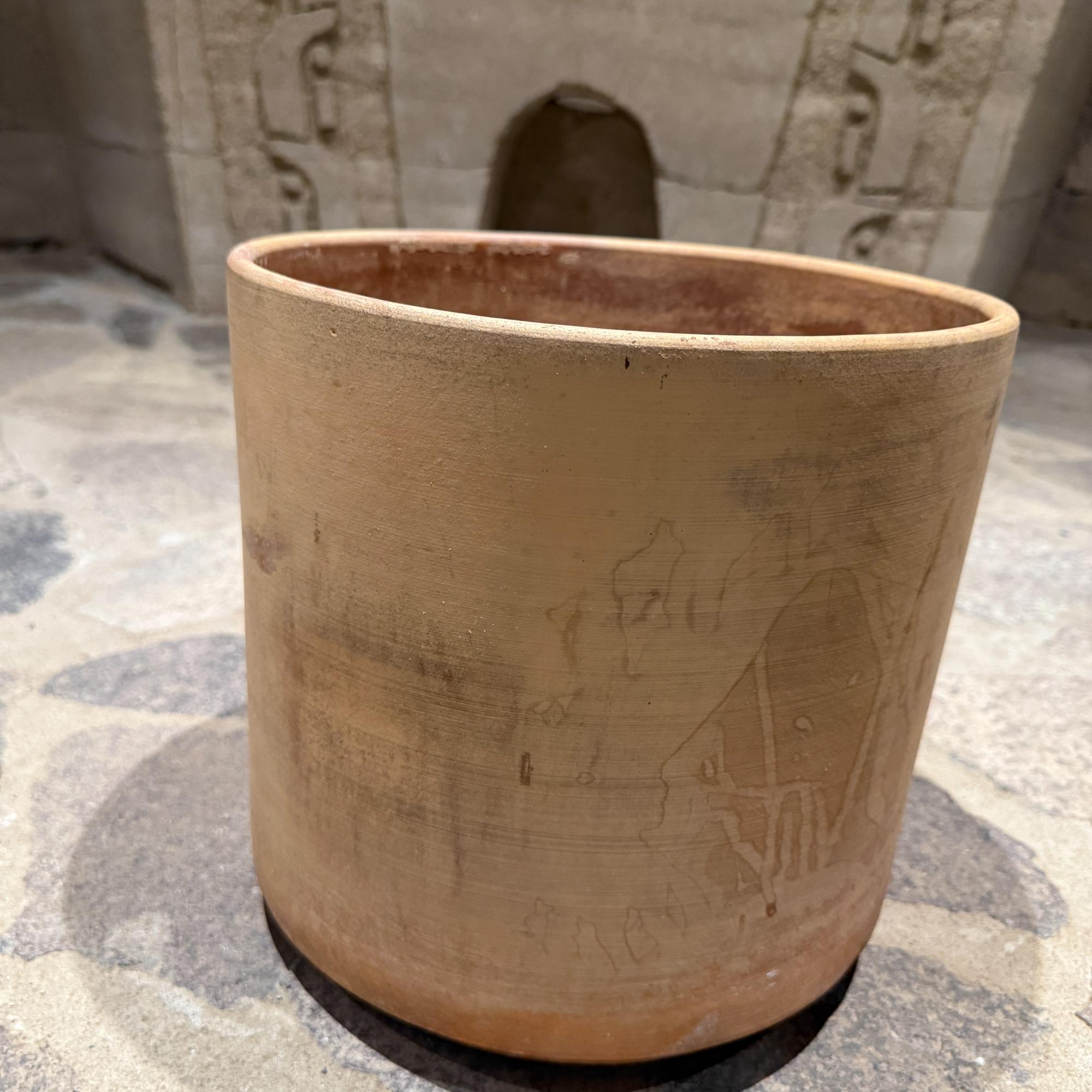 Mid-Century moderno Fioriera moderna in ceramica stile Gainey Pottery patinata in vendita