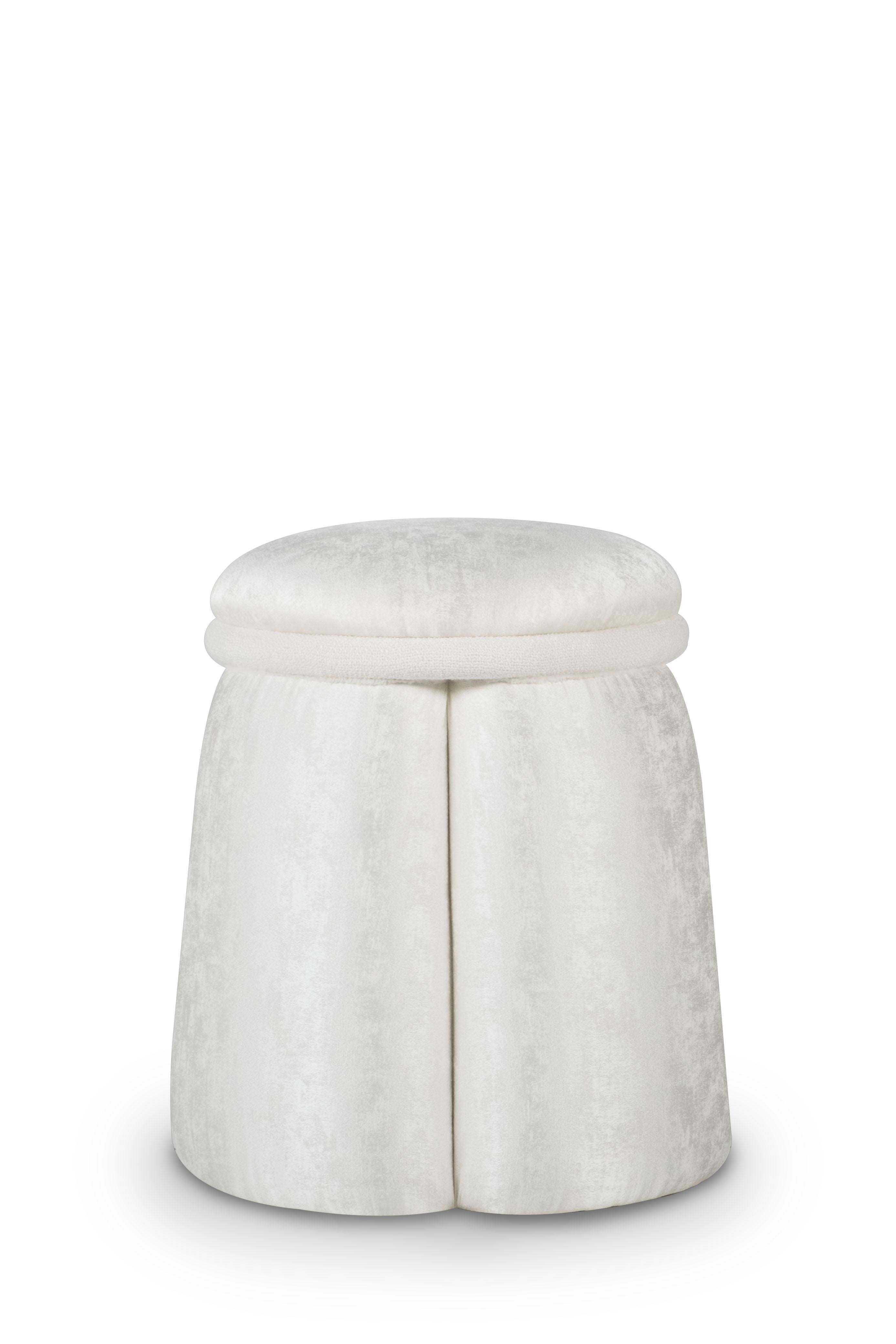 Mid-Century Modern Pouf ottomane moderne fabriqué à la main au Portugal par Greenapple en vente
