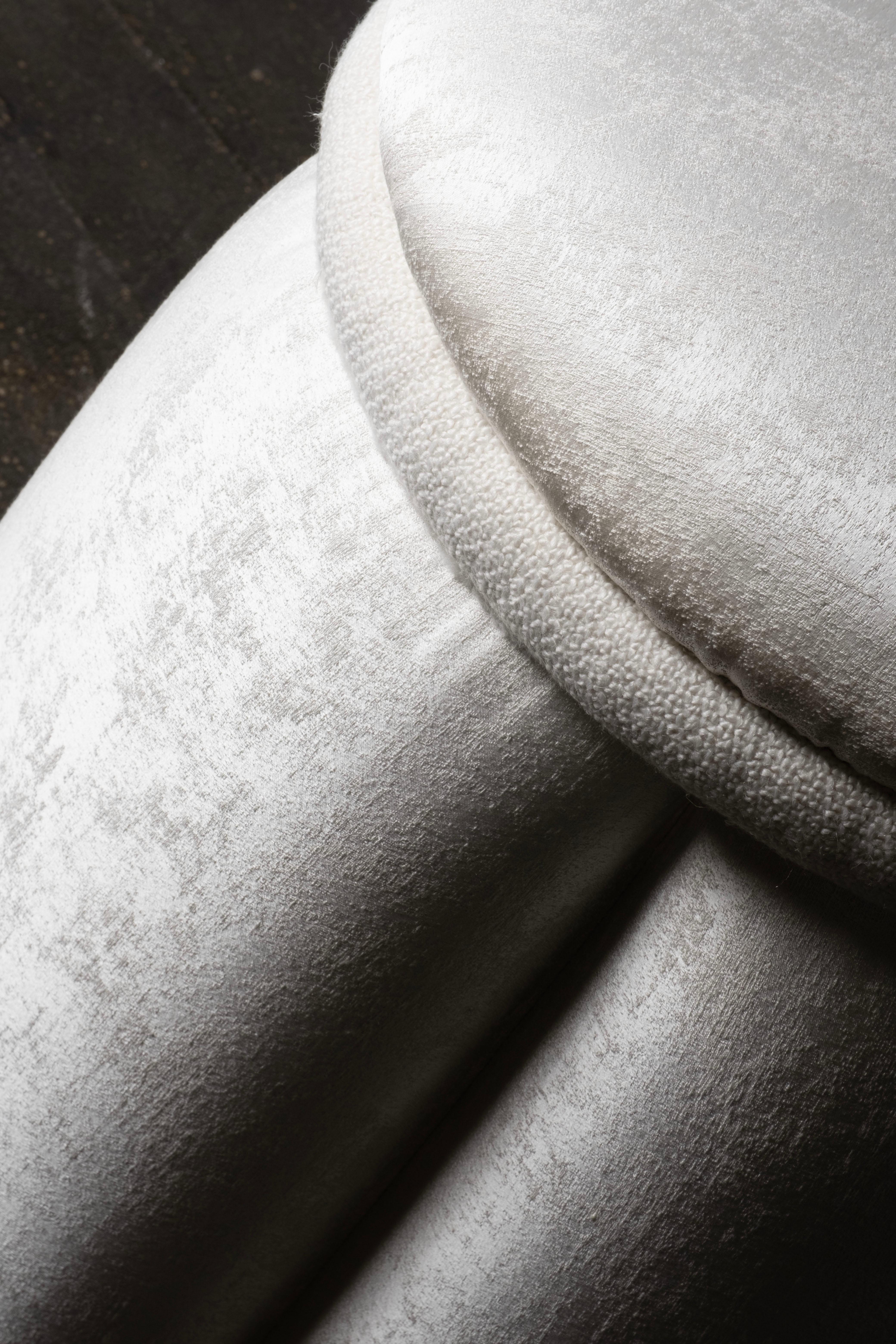 Bois Pouf ottomane moderne fabriqué à la main au Portugal par Greenapple en vente