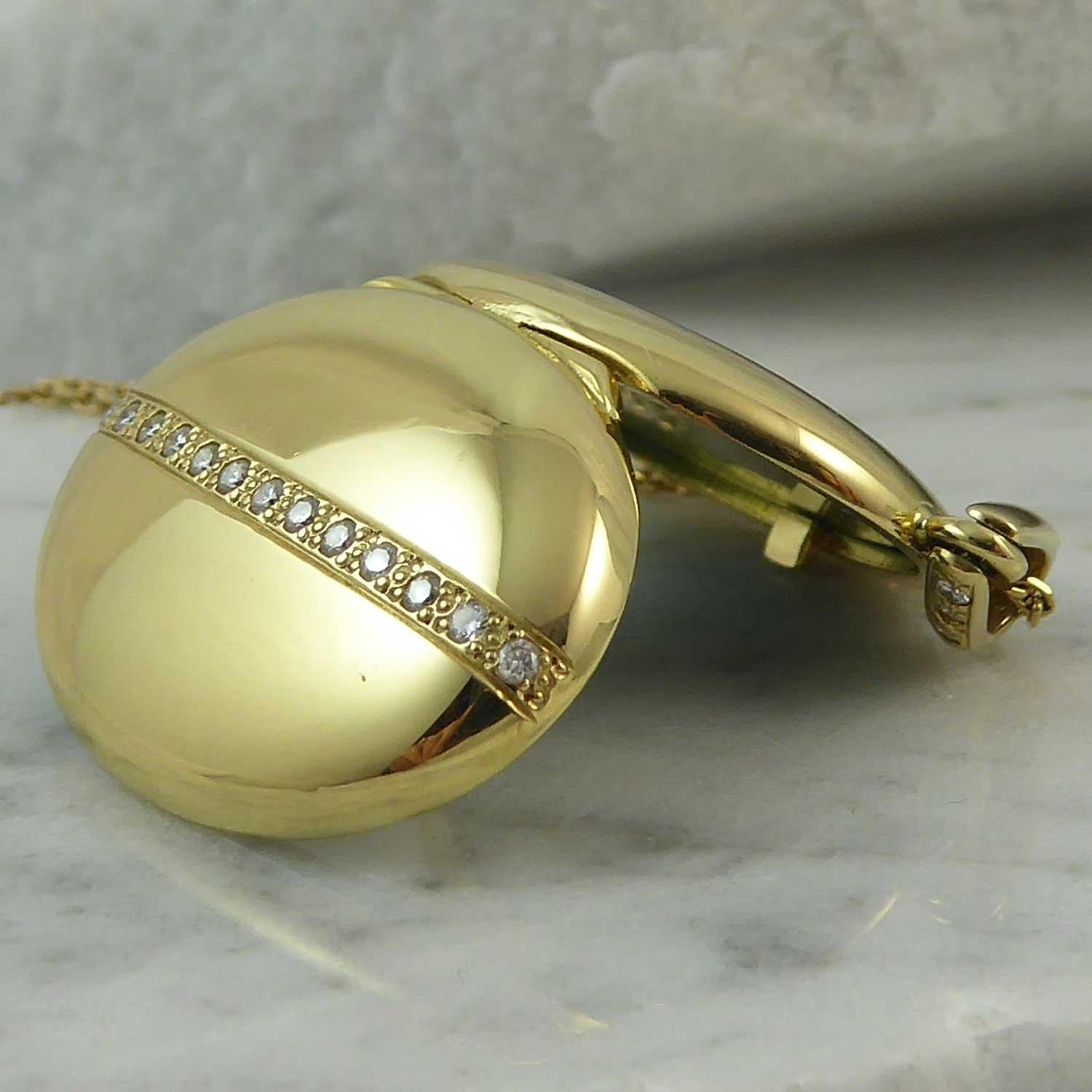 Women's Modern Pre-Owned Diamond Gold Locket, Charles Green