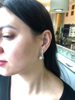 Modern Precious Pearl Diamond Drop Fabulous White Gold Dangle Earrings