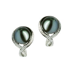 Modern Precious Pearl Diamond Fabulous White Gold Earrings