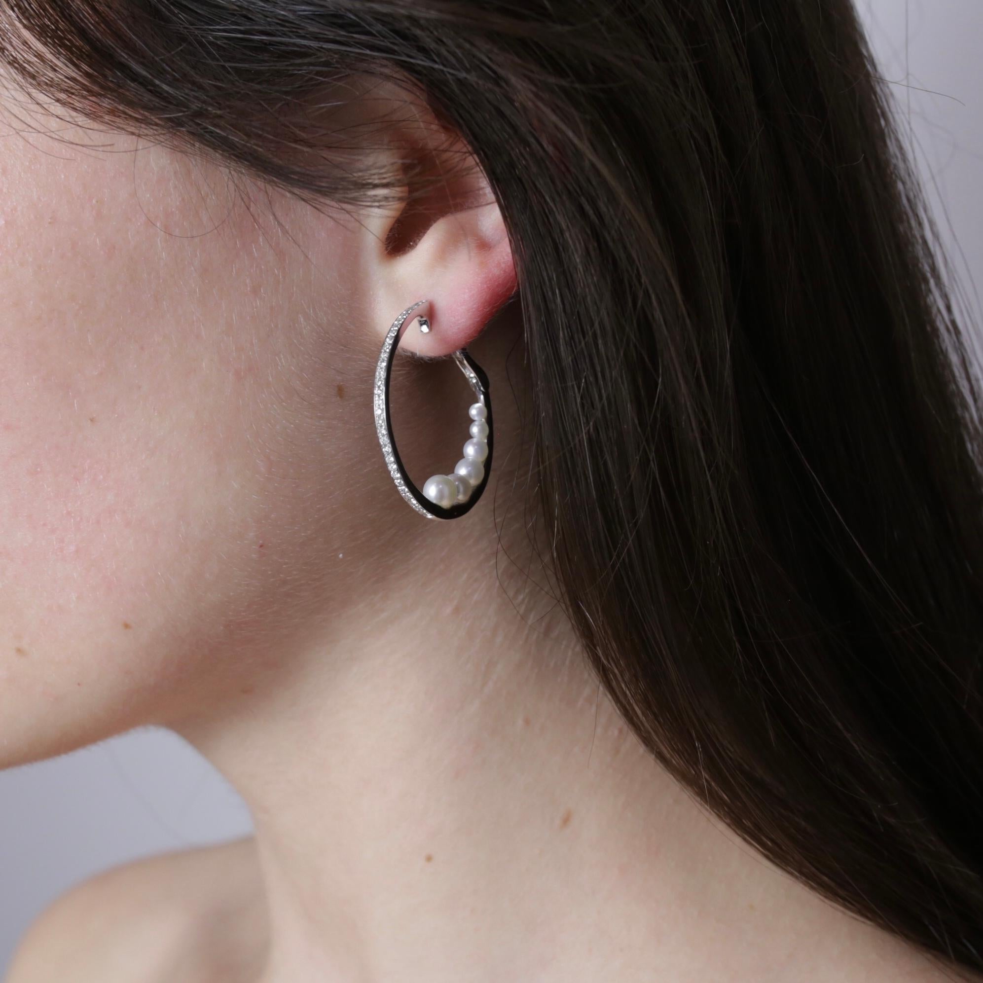 Boucles d'oreilles modernes en or jaune 18 carats avec perles précieuses et diamants fabuleux en vente 4