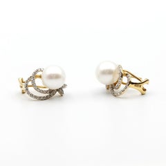 Modern Precious Pearl Diamond Fabulous Yellow Gold Earrings