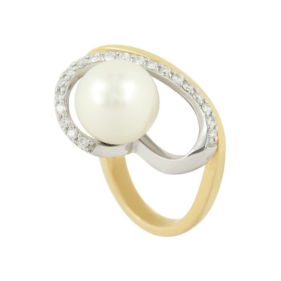 Modern Precious Pearl Diamond Fabulous Yellow Gold Ring In New Condition For Sale In Montreux, CH
