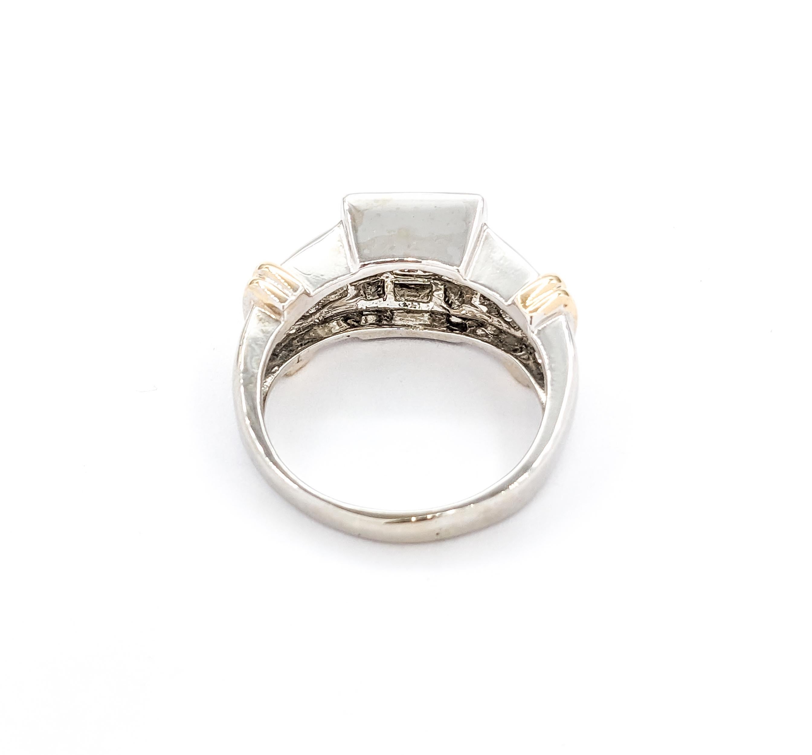 Moderner Verlobungsring mit Prinzessin, Baguette und rundem Diamant 2