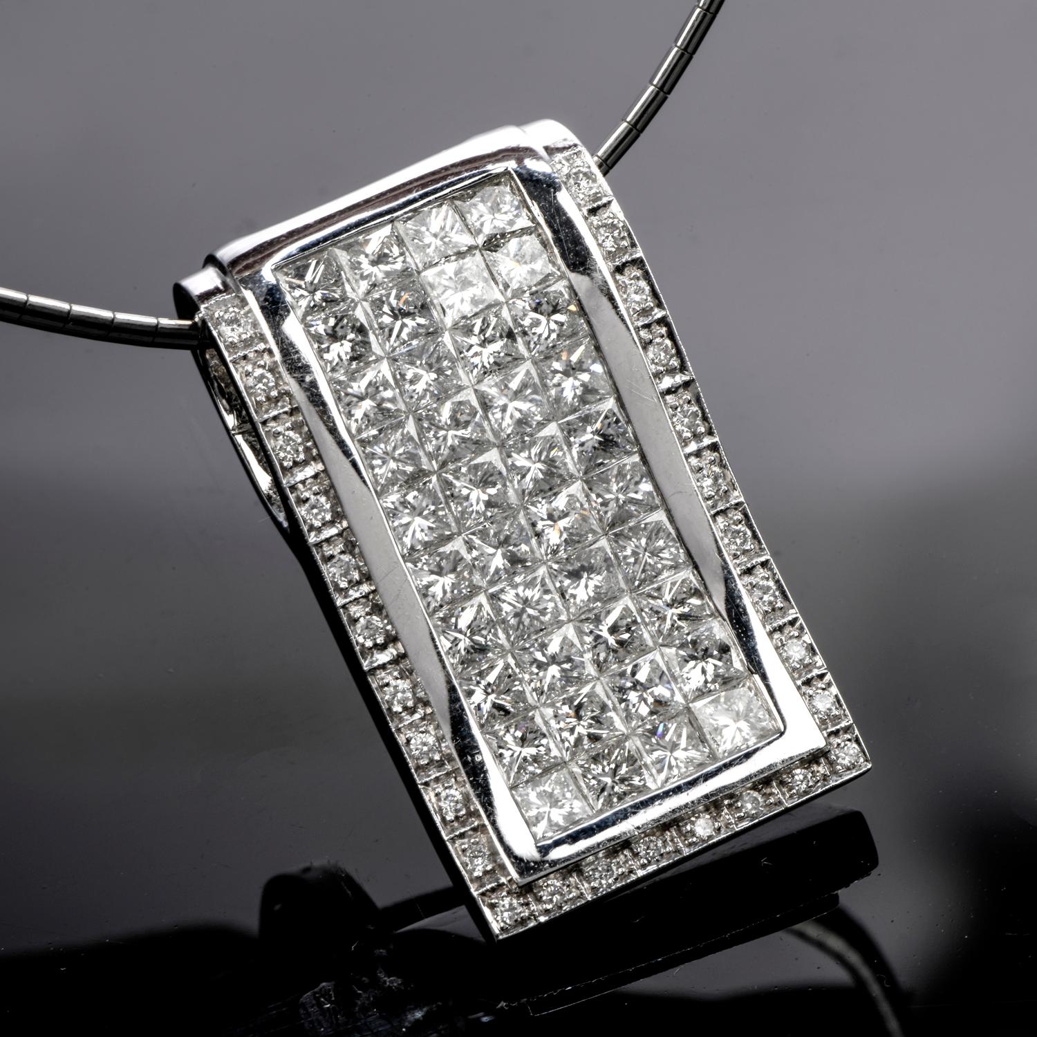 Contemporary and elegant. Invisible mystery-setting diamond slide pendant. 

Crafted in 18K white gold, the pendant is accompanied by a 14K white gold 16