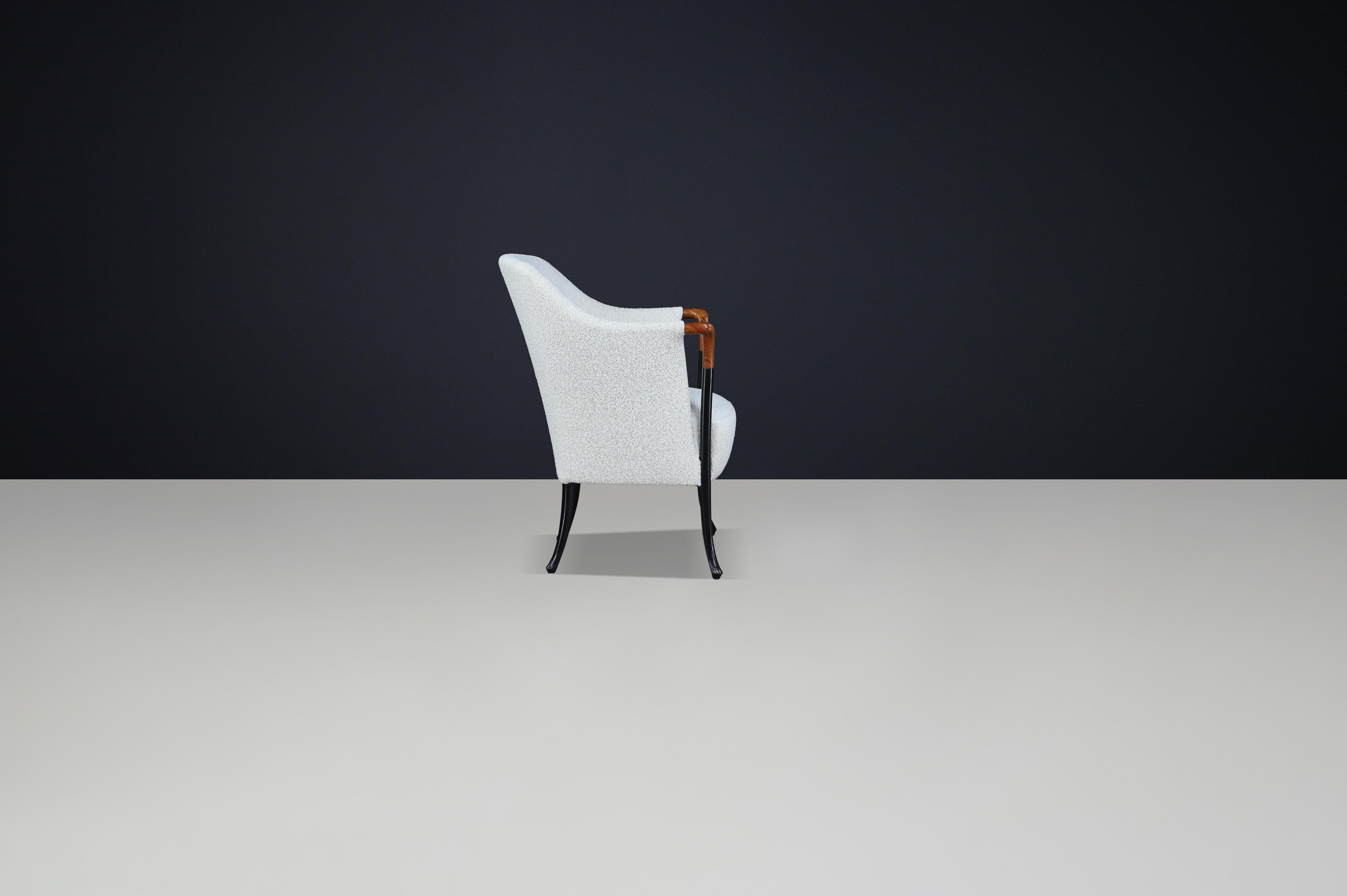 Moderner Progetti Sessel von Umberto Asnago für Giorgetti, Italien, 1980er Jahre - Bouclé im Zustand „Gut“ im Angebot in Almelo, NL
