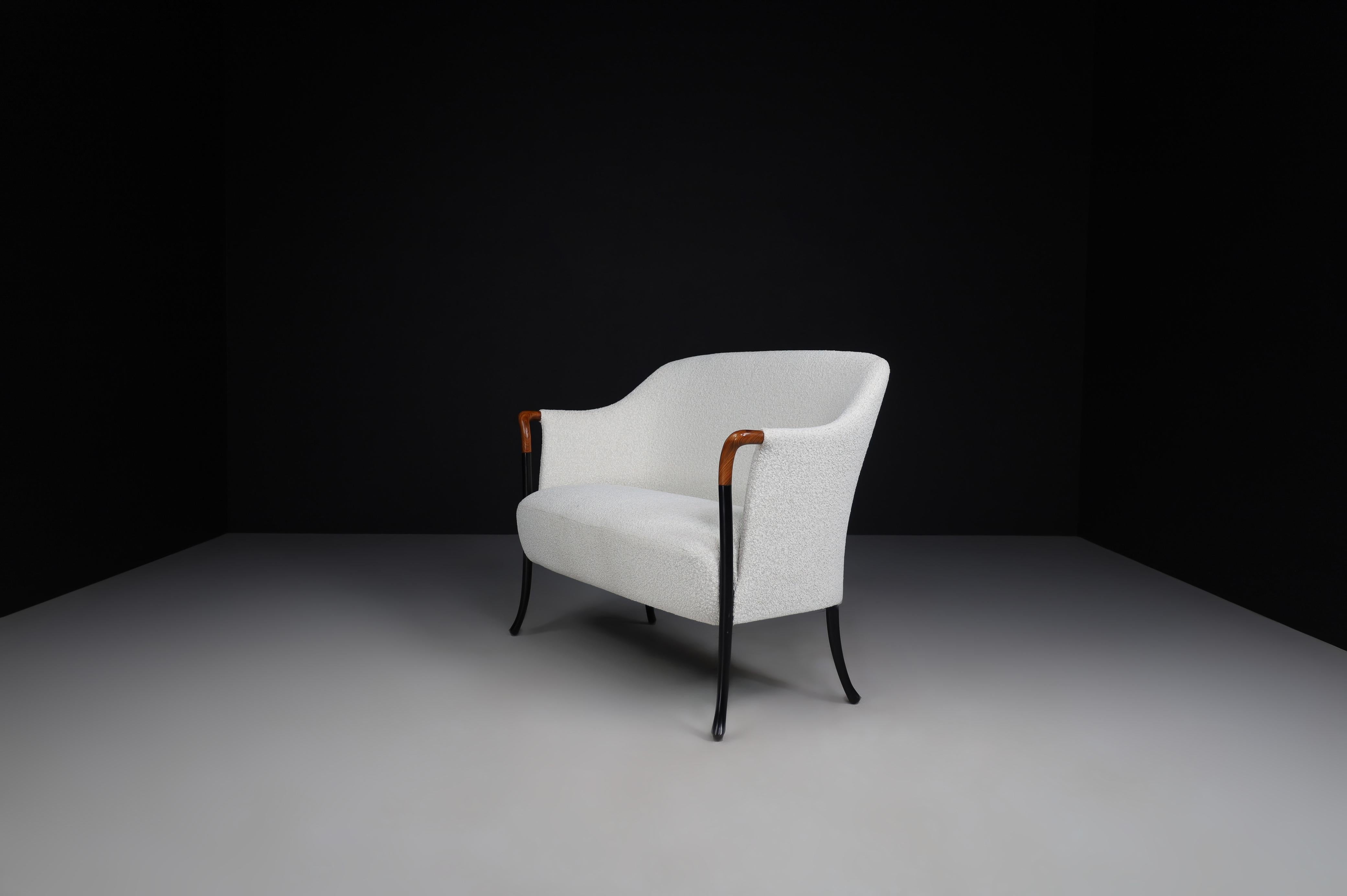 Modern Progetti Bench by Umberto Asnago for Giorgetti in New Bouclé Fabric 1