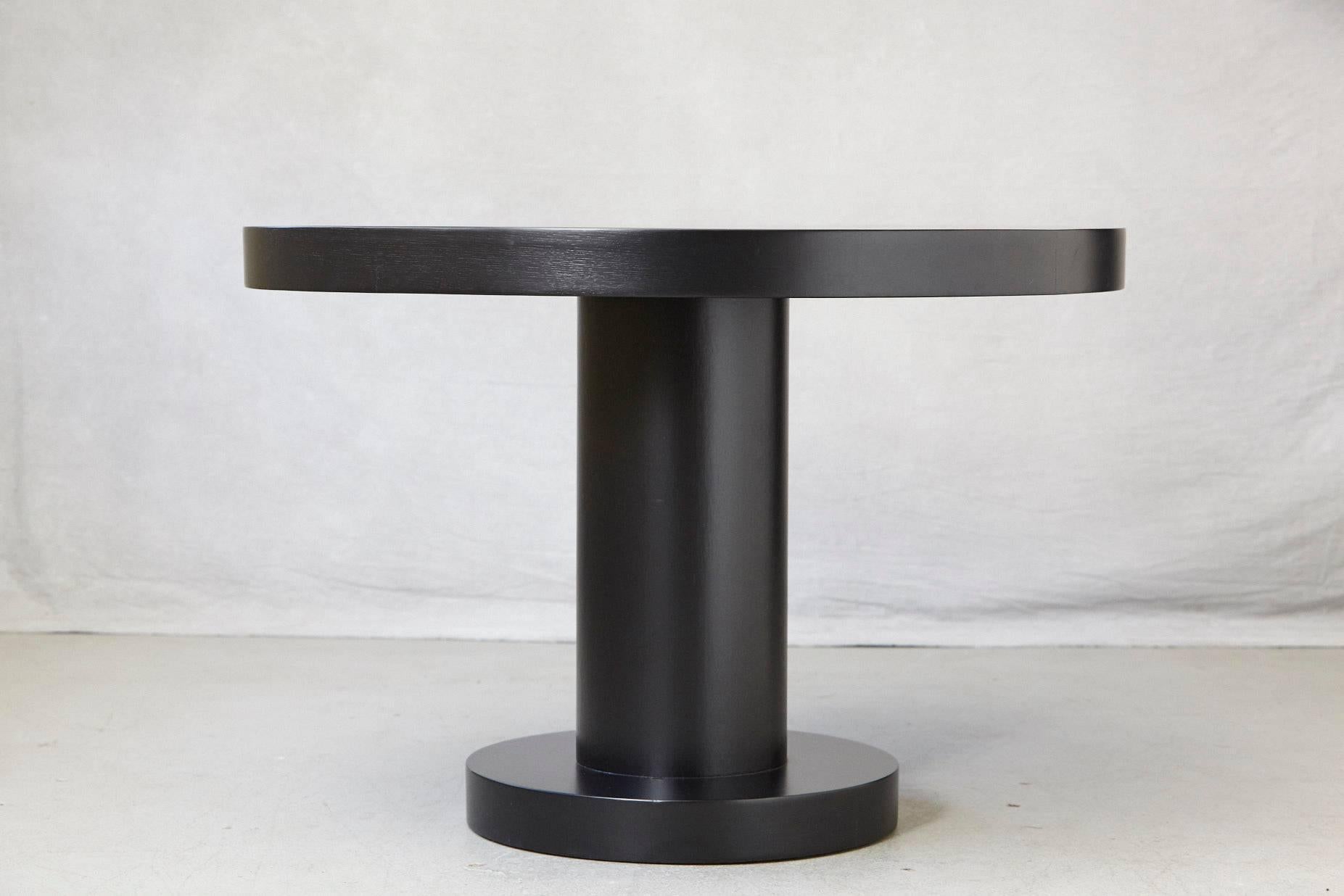 Modern, timeless oak center table in a new black satin finish. A pure and minimalistic appearance, a very solid quality construction. The table dates back to the 1960's has been professionally lacquered and is in excellent condition.
Dimensions: