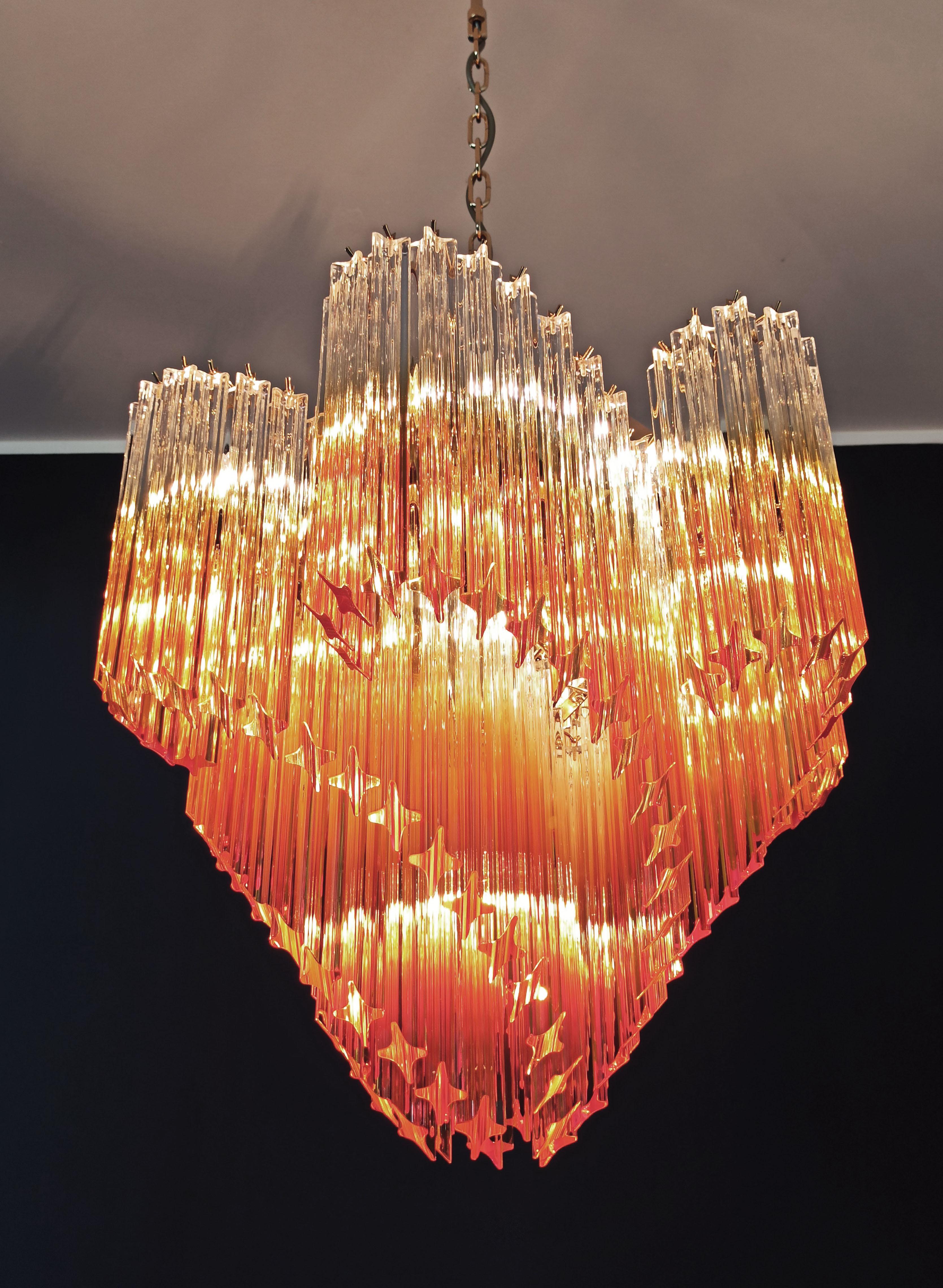 Lámpara moderna de cristal de Murano Quadriedri, 114 prismas ámbar sombreados Quadriedri en venta 2