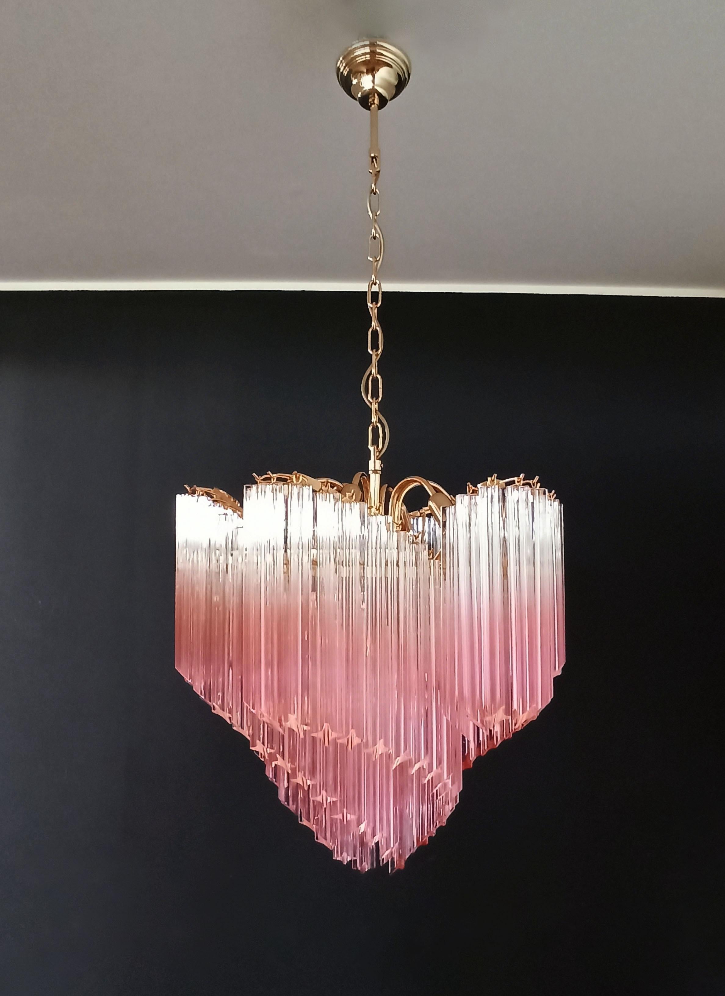 Moderner Quadriedri-Kronleuchter aus Muranoglas:: 114 schattierte rosa Prismen Quadriedri im Angebot 11