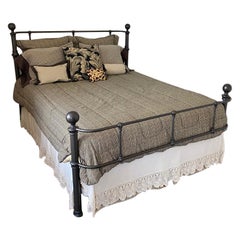 Letto moderno queen size in ferro