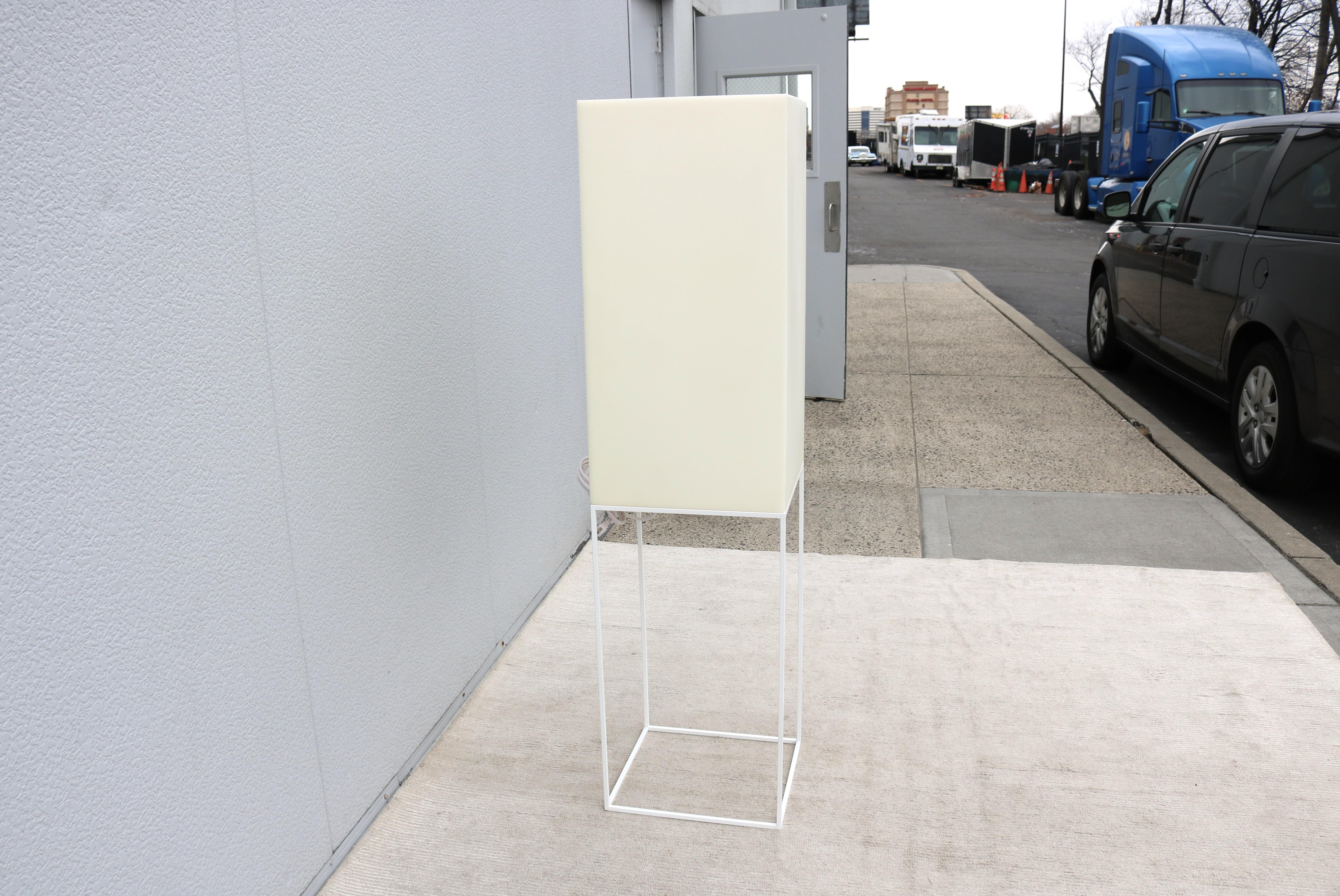 Lámpara de pie de exterior moderna Ramon Esteve para Vondom Vela High Cube White, España en venta 2