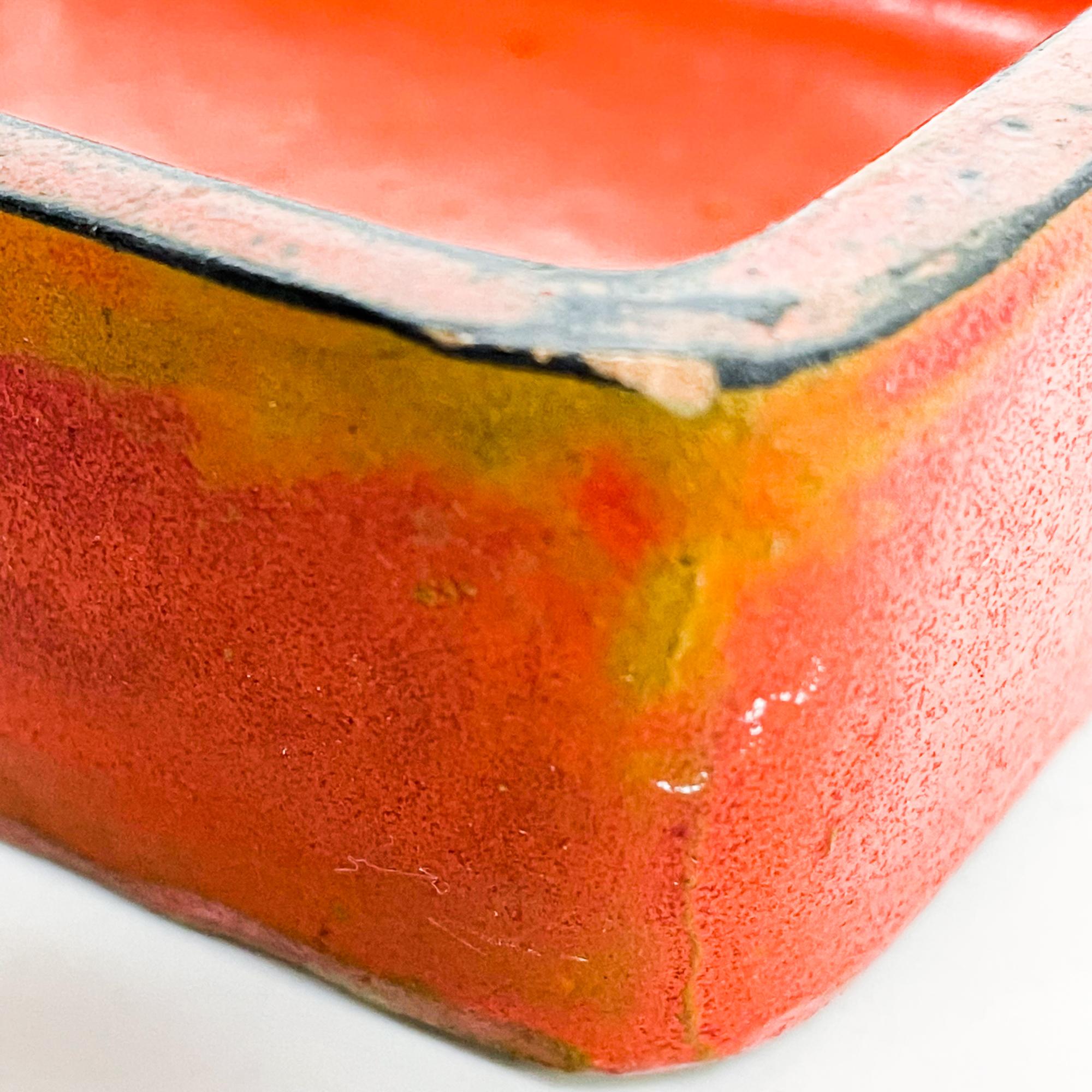 Bitossi Rote Keramik mit Deckelschachtel mit Reliefdesign, Italien, 1960er Jahre im Angebot 5