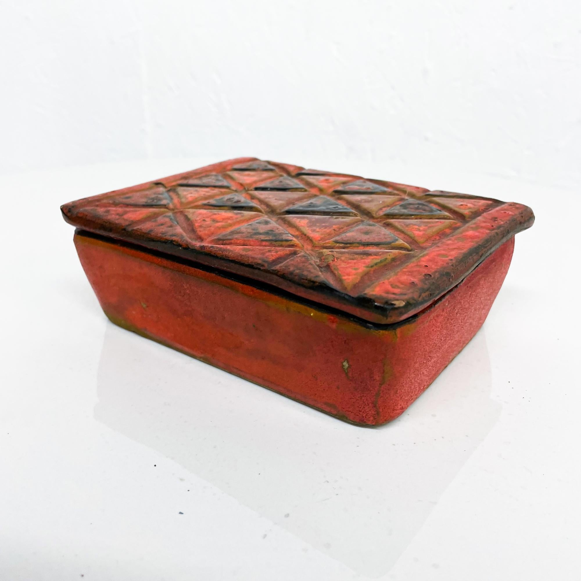 Mid-20th Century 1960s Bitossi Red Pottery Lidded Box Relief Design Italy For Sale