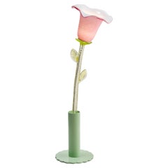 Moderne wiederaufladbare Tischlampe Murano Glas Blume Alessandra Baldereschi