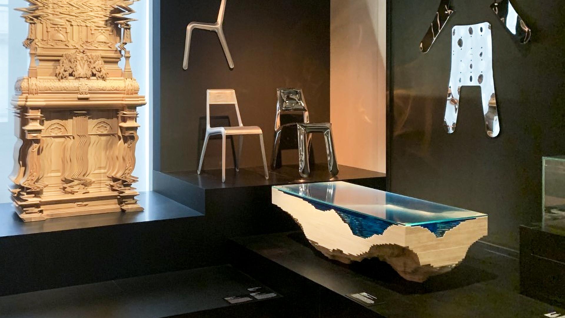 Abyss ist ein einzigartiges, modernes Couchtisch-Design des britischen Designers Christopher Duffy.  Es ist sowohl ein Kunstmöbel als auch ein traditionelles Möbelstück.

Duffy wirft einen Blick nach unten - in die Tiefen des Ozeans, um einen