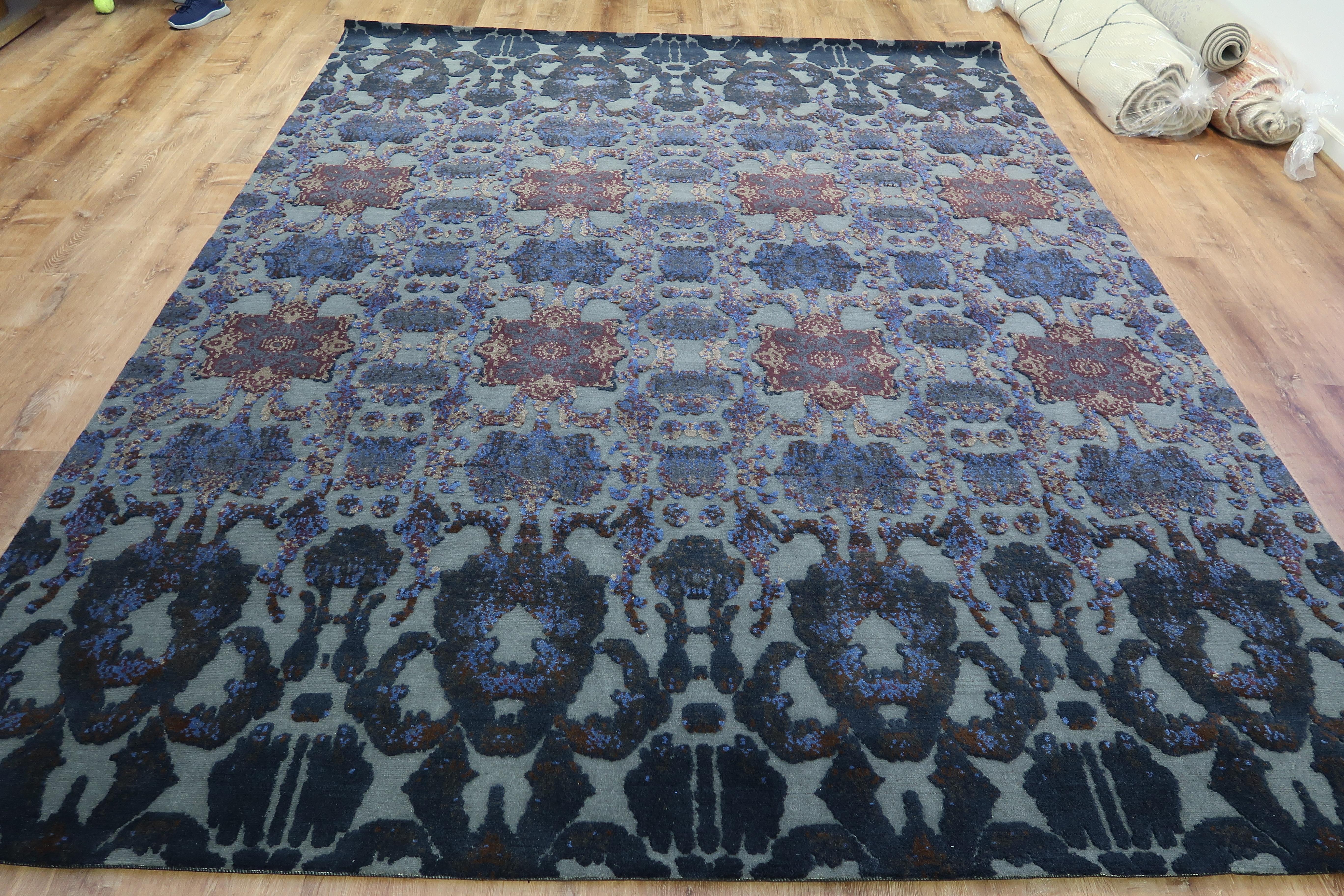 Modern Red and Blue Rug in New Zealand Wool from Hodaire Collection by Gordian For Sale 2