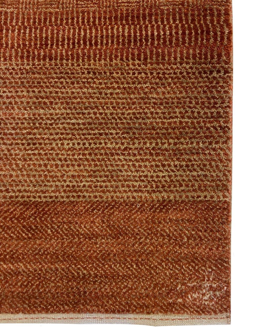 Moderno Tappeto persiano moderno in lana rossa e marrone con motivi dettagliati, 3' x 4' in vendita