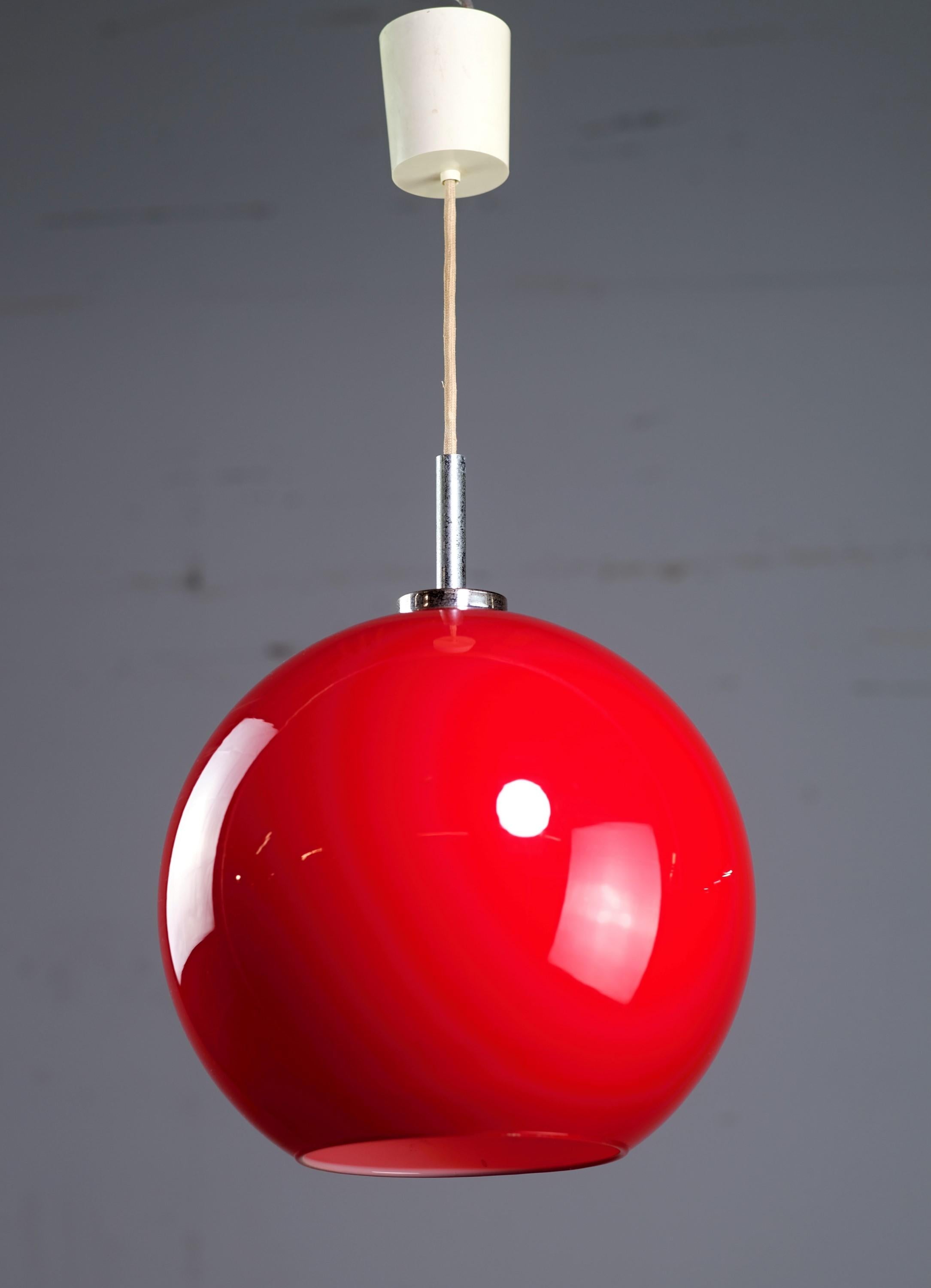 European Modern Red Glass Single Socket Pendant Sphere Light
