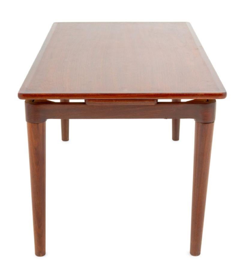 20th Century Modern Red Mahogany Center Table For Sale