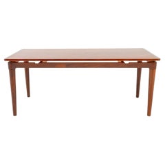 Mesa de centro moderna de caoba roja
