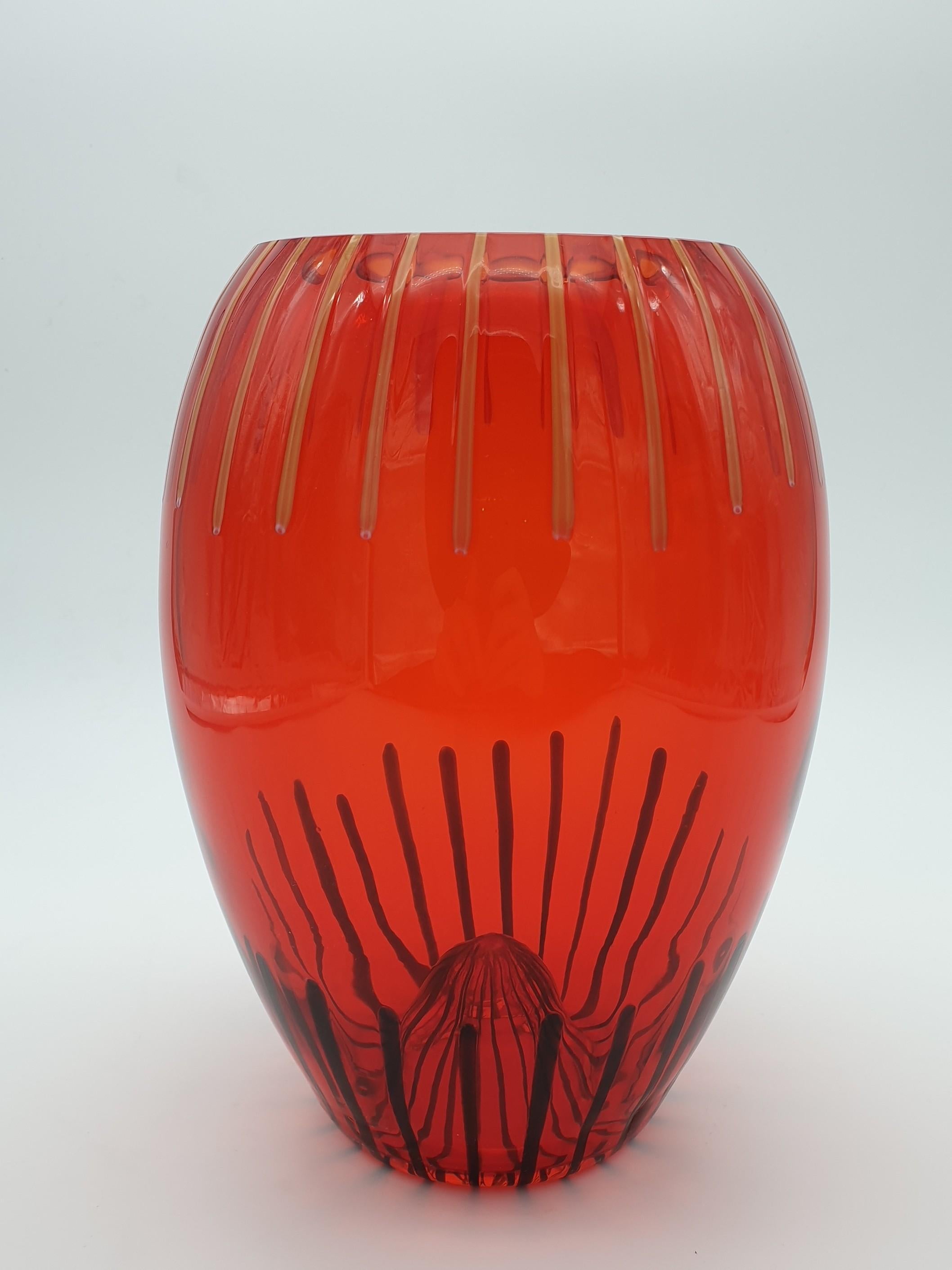 Modern Red Murano Glass Vase by Gino Cenedese e Figlio, late 1990s For Sale 6