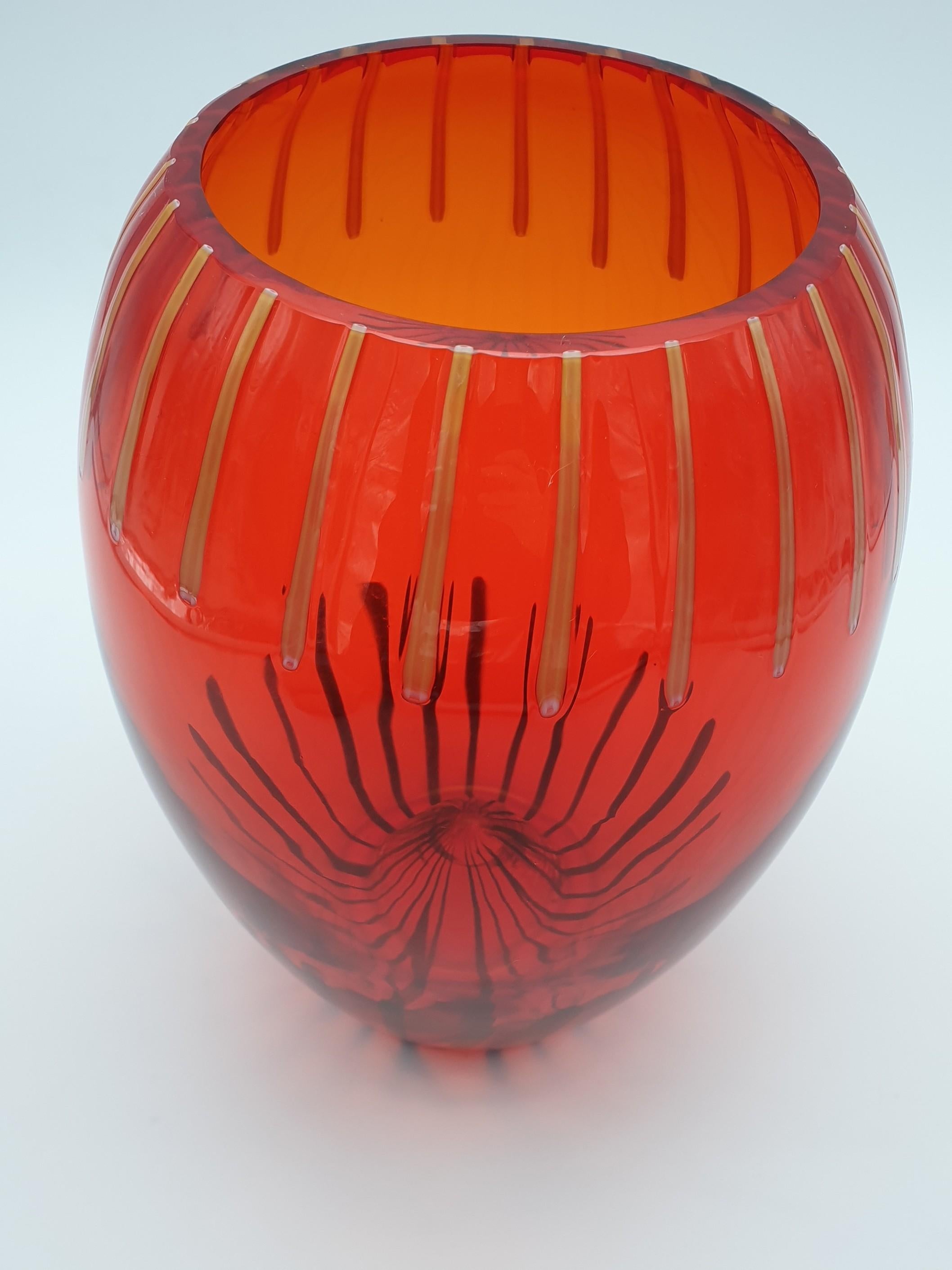 Modern Red Murano Glass Vase by Gino Cenedese e Figlio, late 1990s For Sale 12