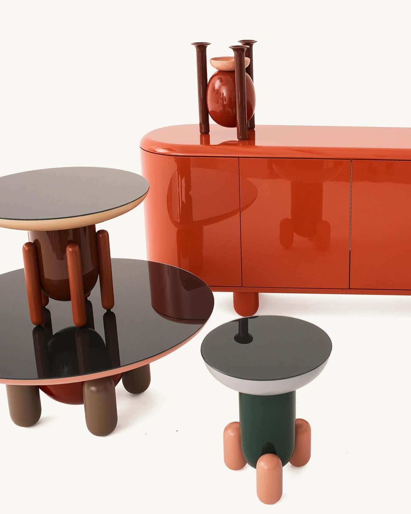 Modernes Sideboard aus rotem und weißem Holz mit 4 Türen + Schubladen von Jaime Hayon im Angebot 1