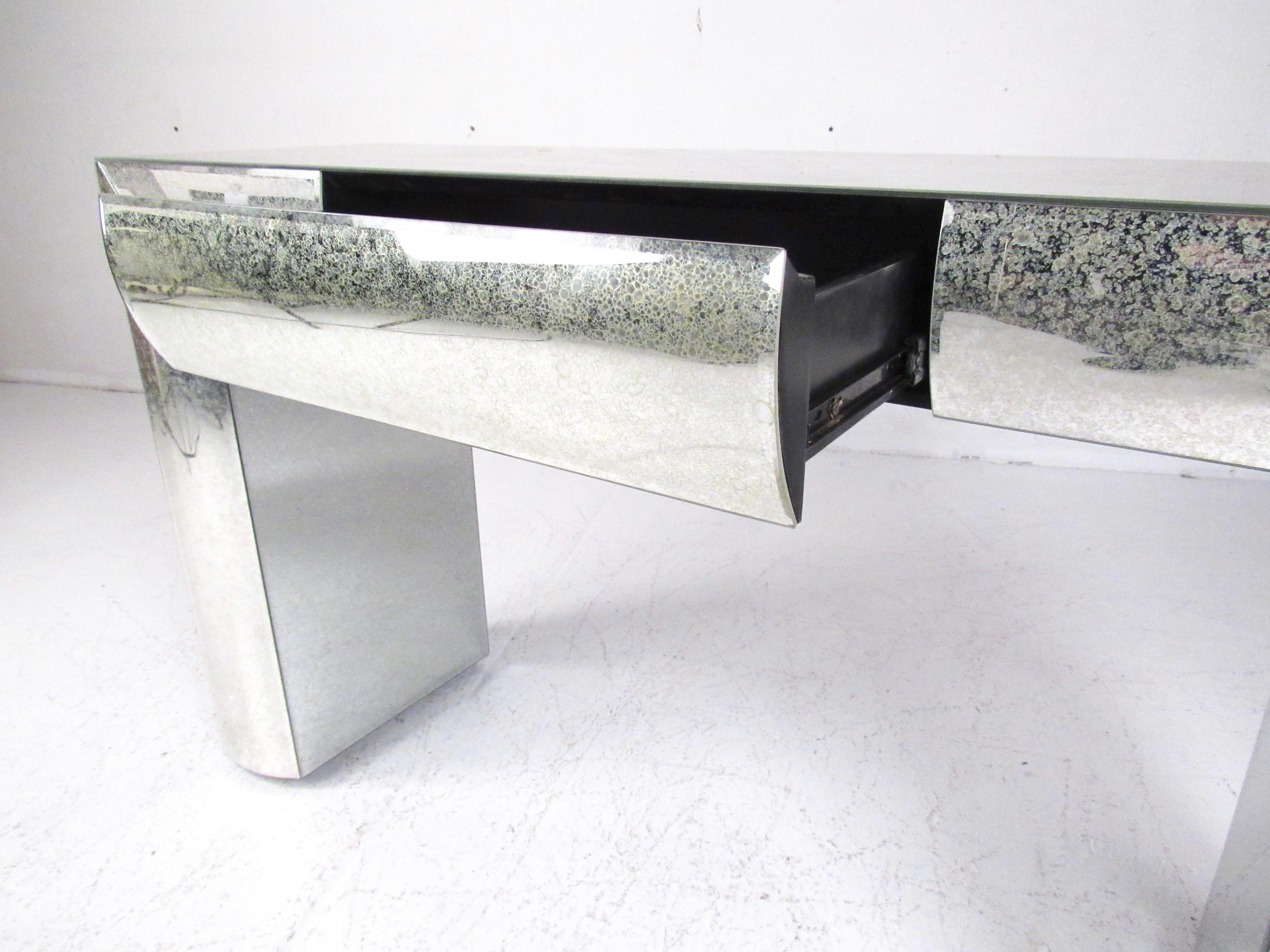 Modern Regency Style Console Table or Vanity In Good Condition In Brooklyn, NY