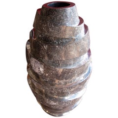 Vaso da fiori moderno in resina con forma arrotondata e Steele