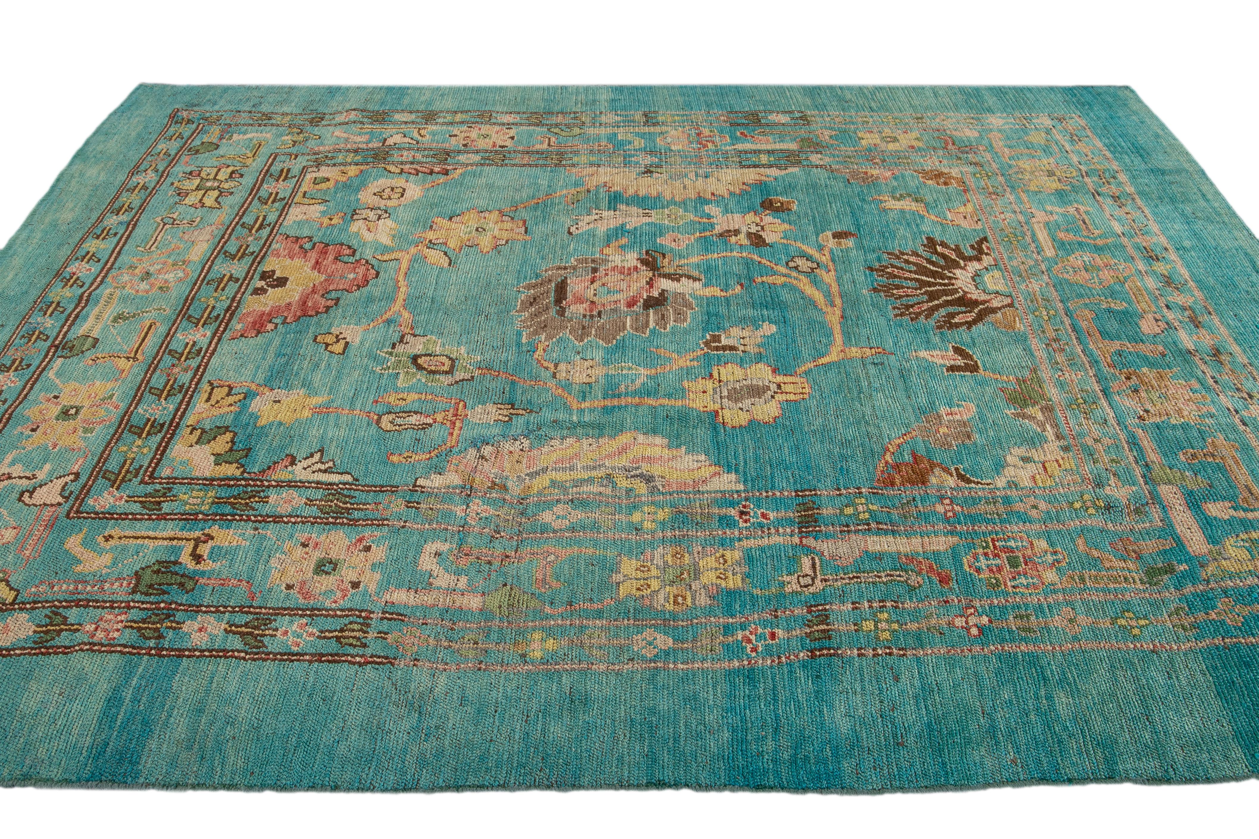 Modern Revival Blue Handmade Floral Wool Rug In New Condition For Sale In Norwalk, CT