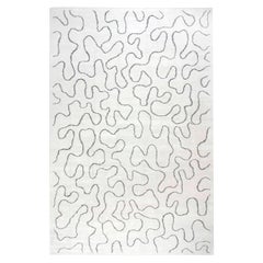 Tappeto moderno con design a nastro in bianco e nero, lana e seta di Doris Leslie Blau