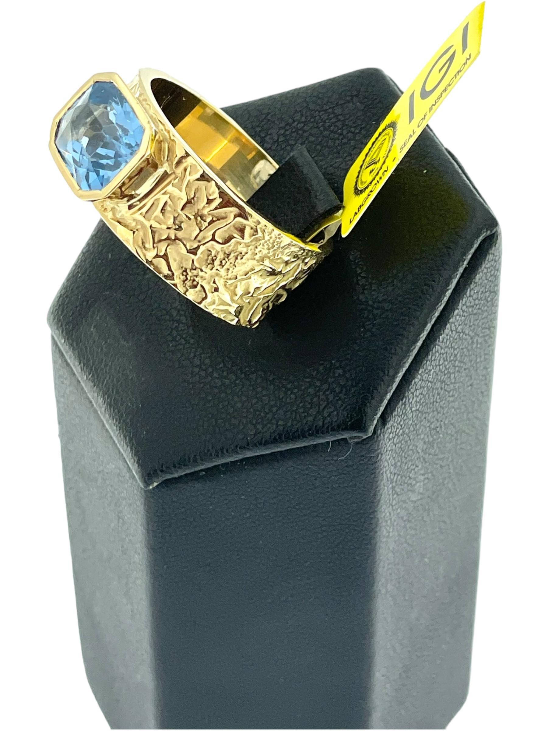 Mixed Cut Modern Ring Yellow Gold with 4.50 carat Lab Grown Spinel IGI Certified For Sale