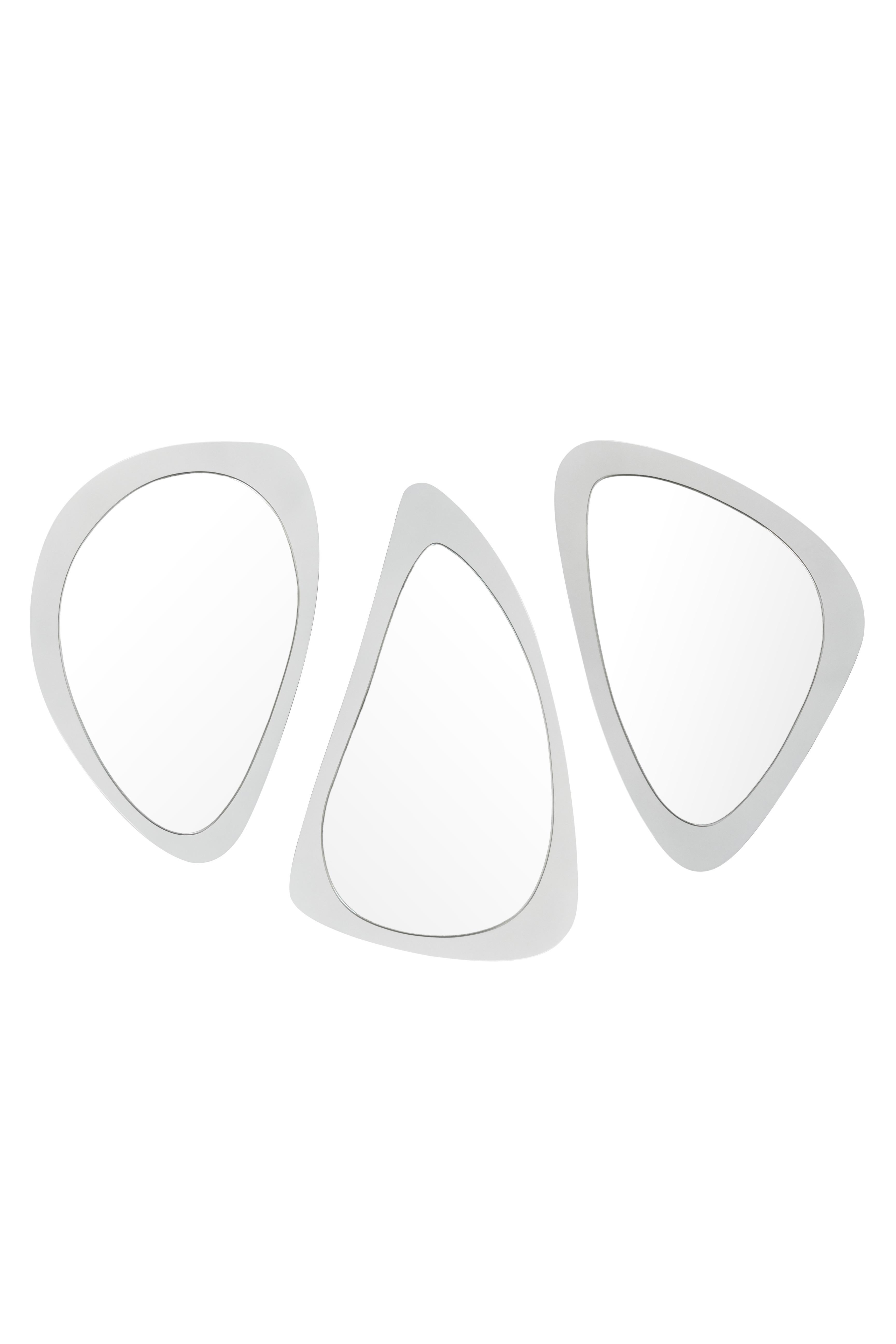 Specchio da parete Modern Age Set/3 Foglia d'oro invecchiato fatto a mano Portogallo Greenapple in vendita 1