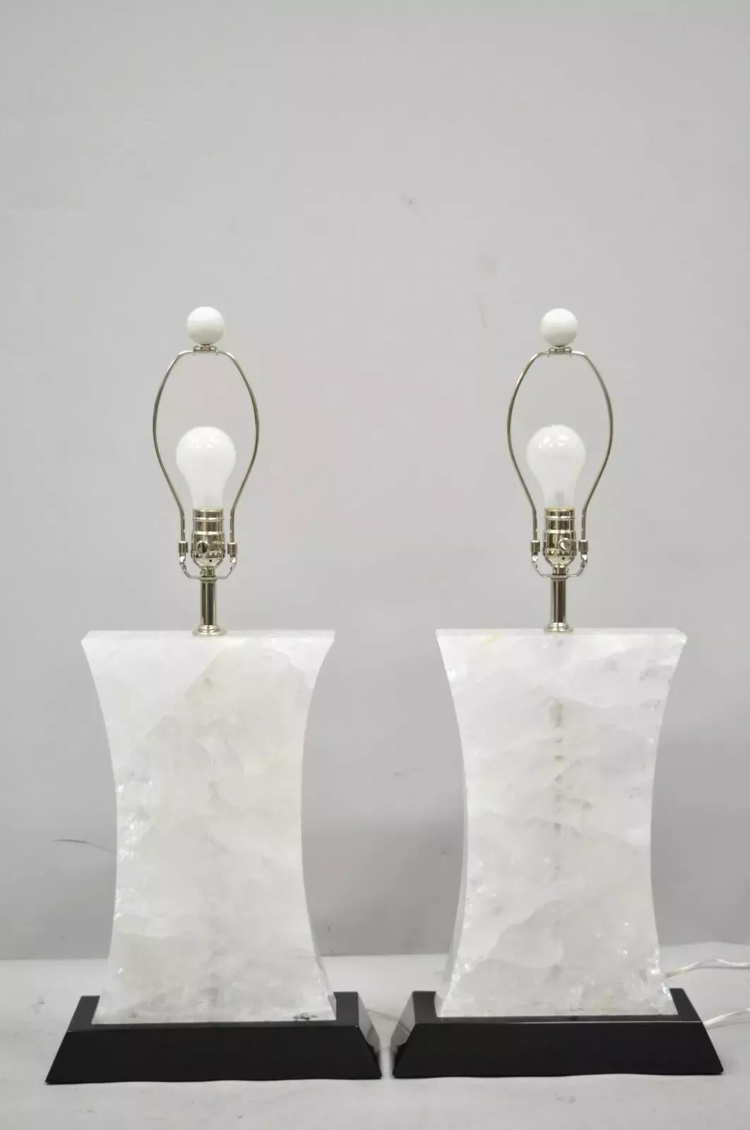 The Moderns Rock Crystal Quartz Large Concave Hourglass Table Lamps - a Pair en vente 3