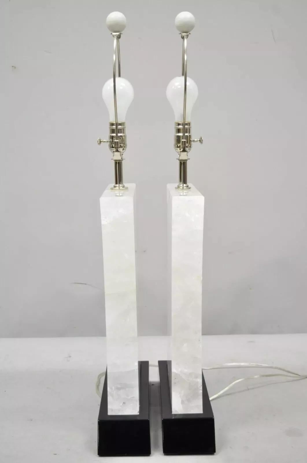 The Moderns Rock Crystal Quartz Large Concave Hourglass Table Lamps - a Pair en vente 4
