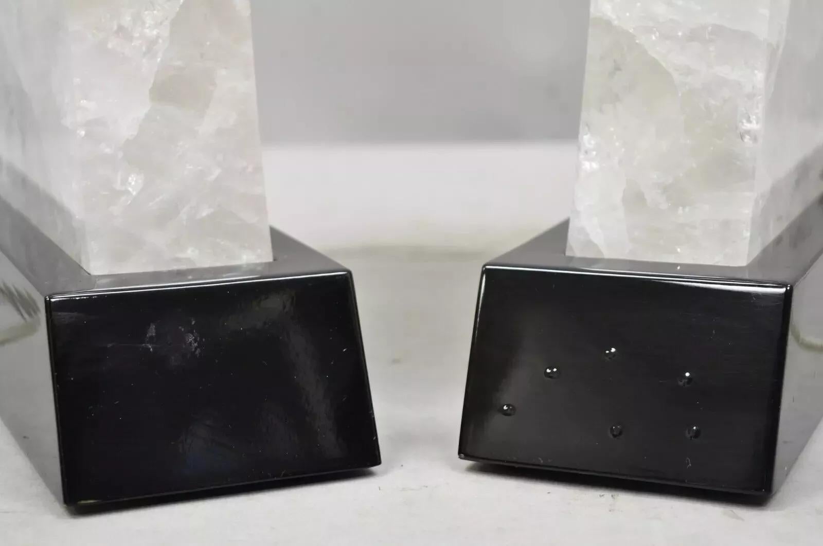 The Moderns Rock Crystal Quartz Large Concave Hourglass Table Lamps - a Pair en vente 1