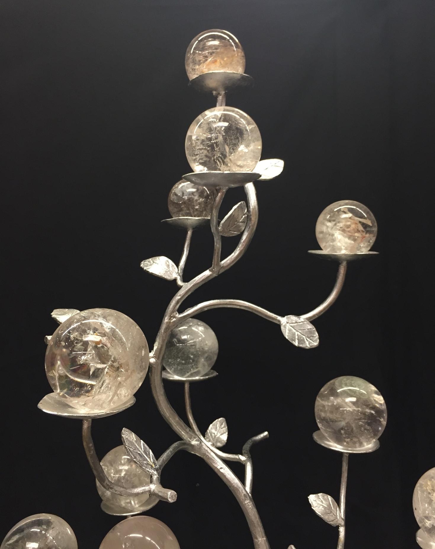Moderner bergkristalliner Tafelaufsatz in Form eines Baumes mit Blättern aus Silber im Angebot 4