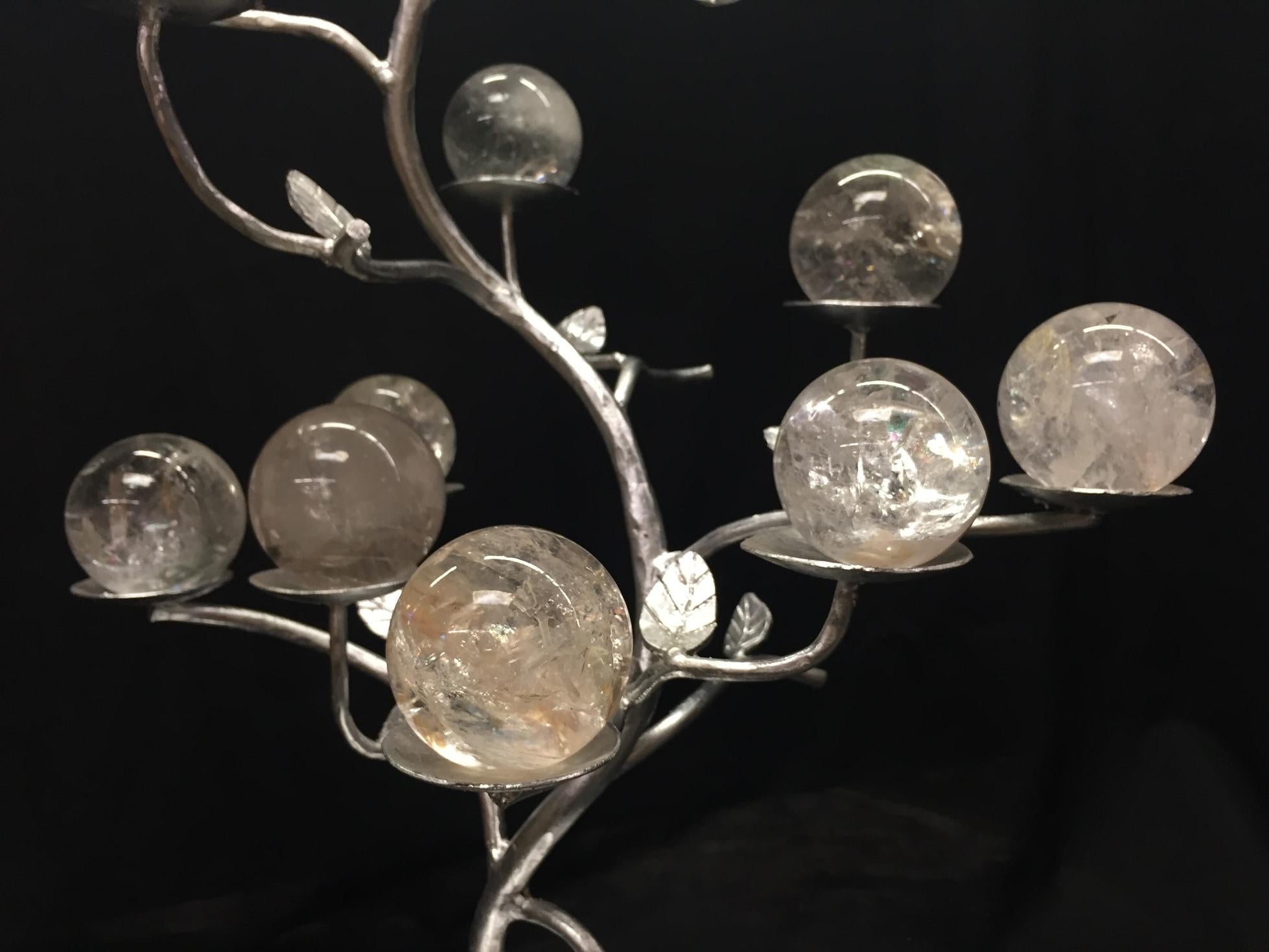Moderner bergkristalliner Tafelaufsatz in Form eines Baumes mit Blättern aus Silber im Angebot 5